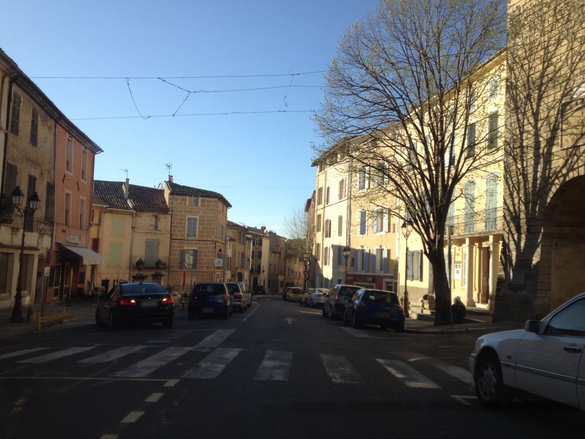 Street view near Brasserie Baille, Lambesc — © zimmy (CC BY-SA · Mapillary)