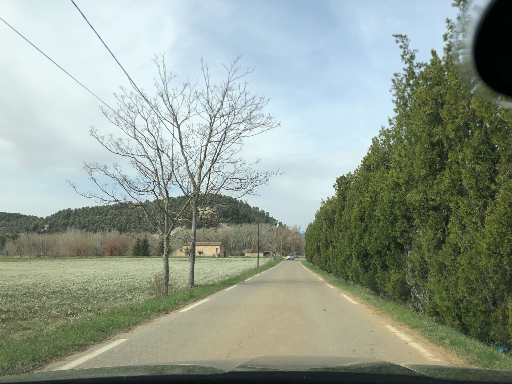 Street view near Chabaud Claude, Goult — © multimaze (CC BY-SA · Mapillary)