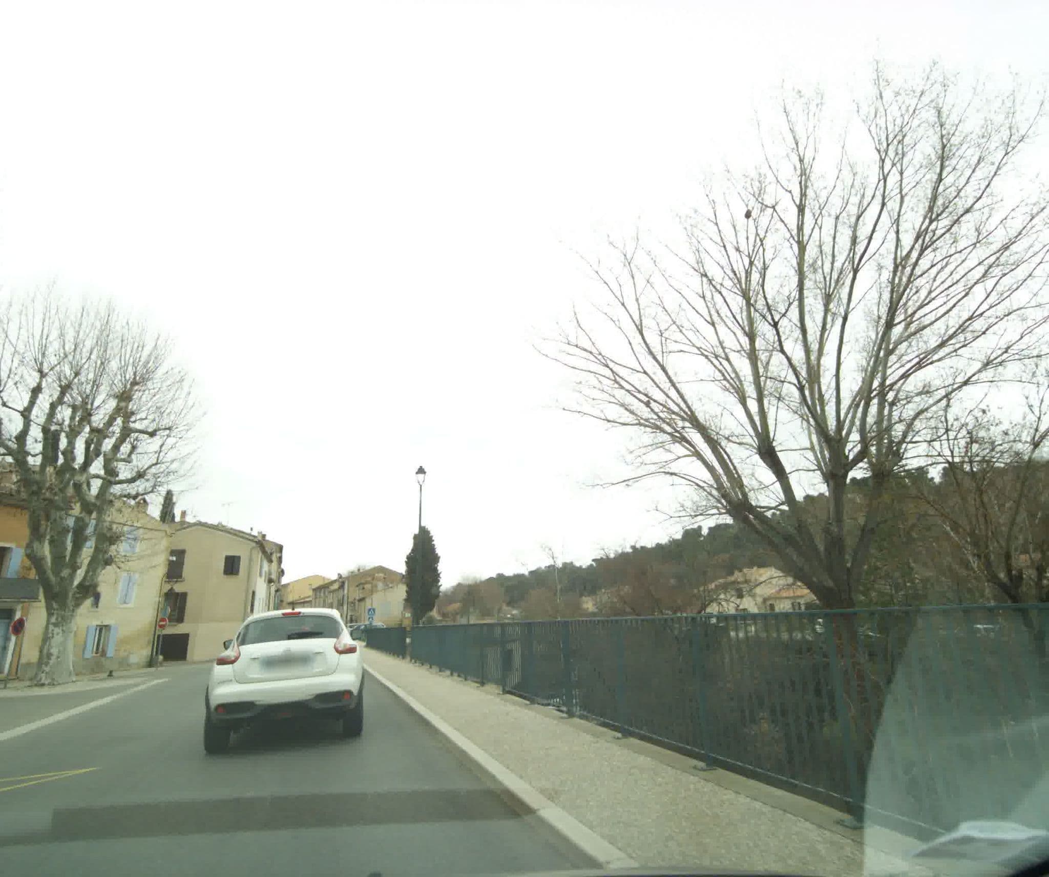 Street view near Le Vieux Moulin, Jouques — © sogefi (CC BY-SA · Mapillary)