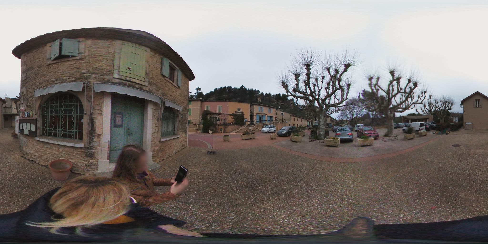 Street view near Au Ralenti Du Lierre, Ménerbes — © mediacavaillon (CC BY-SA · Mapillary)