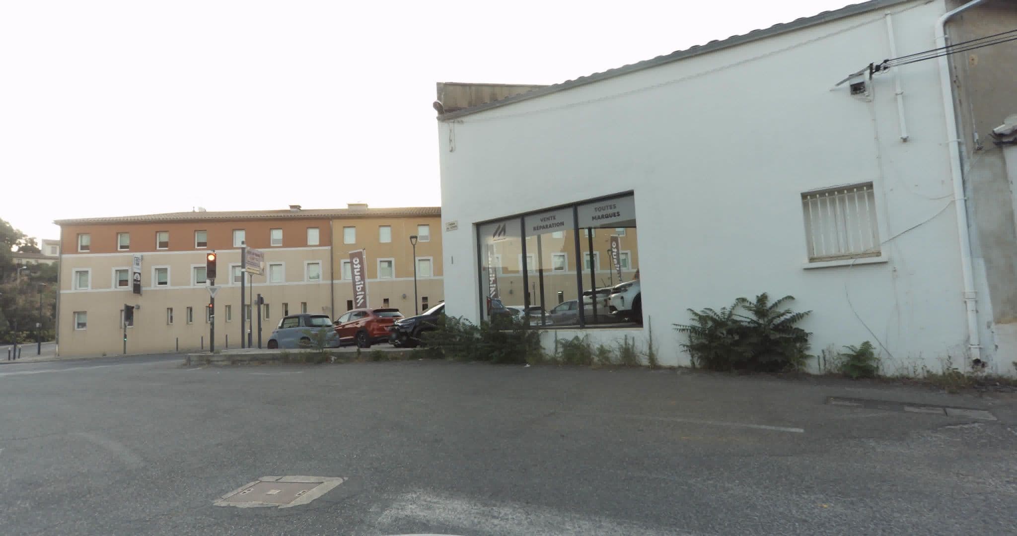 Street view near ibis budget Apt Luberon, Apt — © sogefi (CC BY-SA · Mapillary)