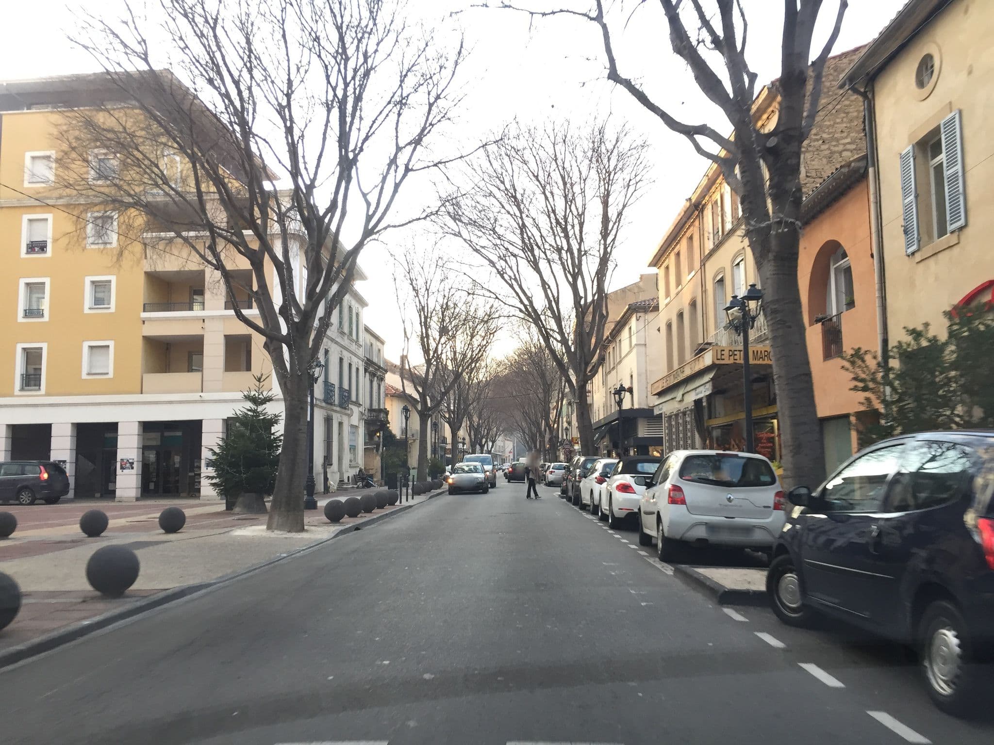 Street view near Selectour - Corail Voyages, Cavaillon — © zimmy (CC BY-SA · Mapillary)