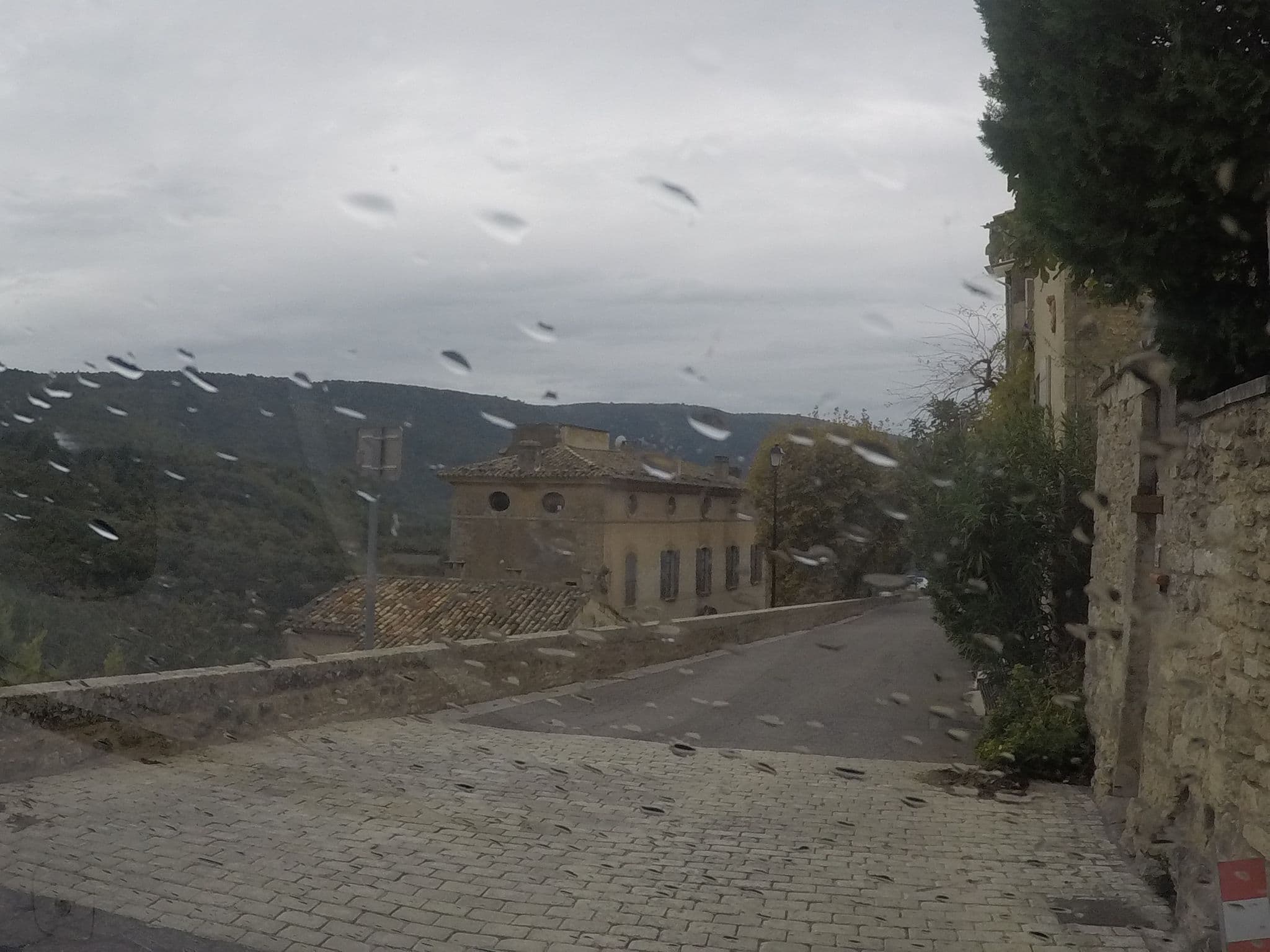 Street view near La Ressence, Bonnieux — © brano (CC BY-SA · Mapillary)