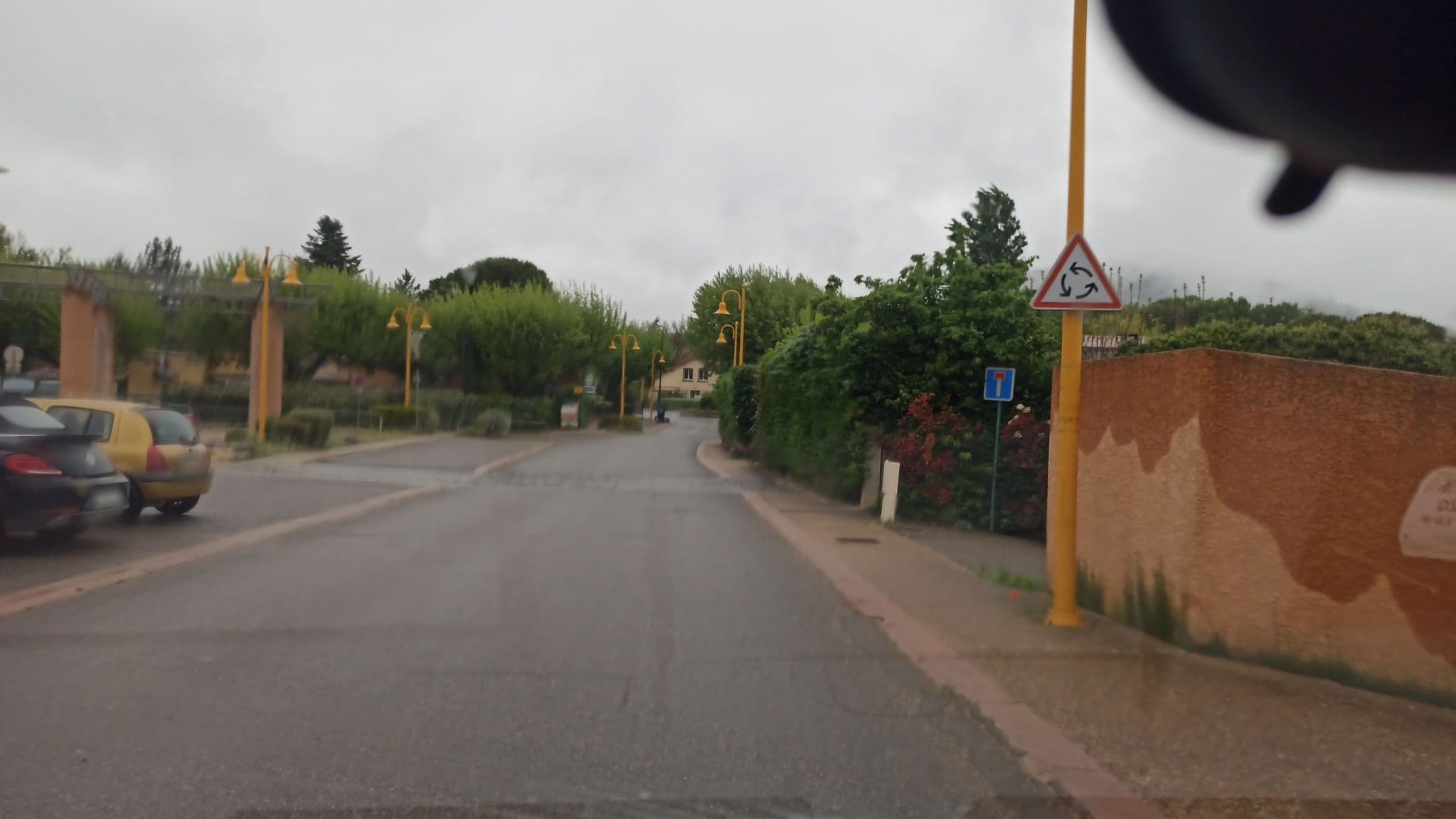 Street view near Moulin de Lavon, Gargas — © pol21 (CC BY-SA · Mapillary)