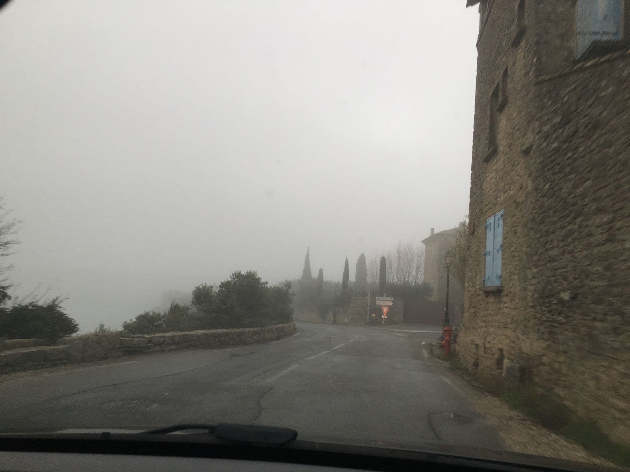 Street view near Bastidon la Cicada, Gordes — © mickael_v (CC BY-SA · Mapillary)