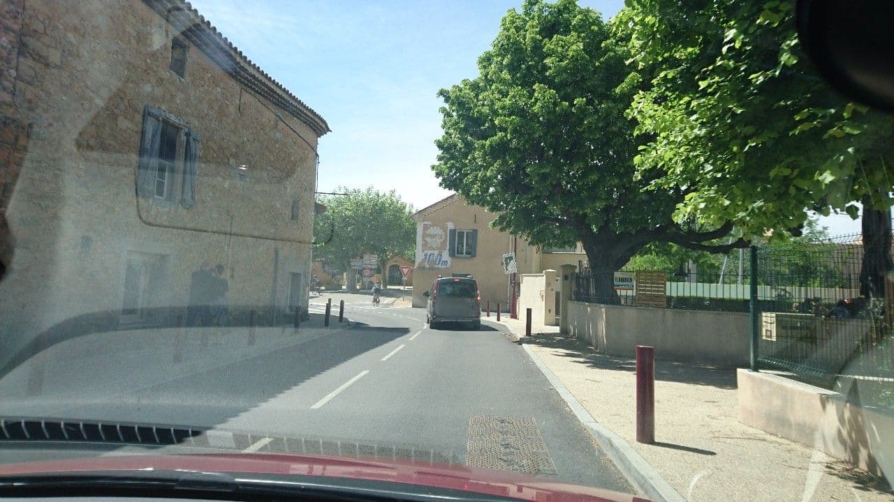 Street view near Maison Mon Ventoux, Bédoin — © lcarrier (CC BY-SA · Mapillary)