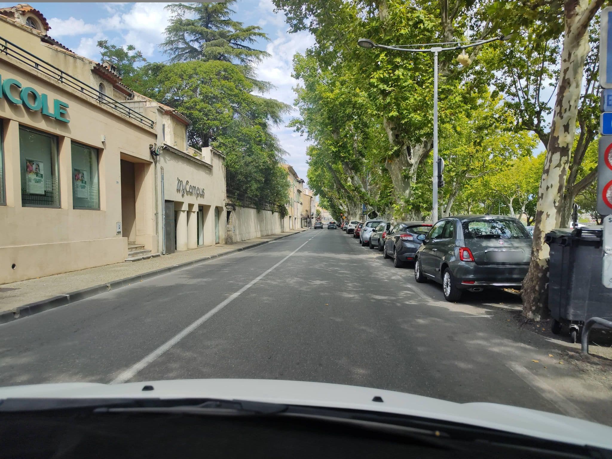 Street view near Le Moulin d'Antelon, Carpentras — © zimmy (CC BY-SA · Mapillary)