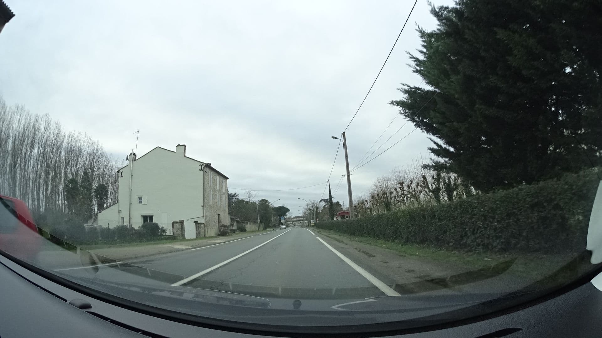 Street view near Avenir Hôtel, Aiguillon — © sashazykov (CC BY-SA · Mapillary)
