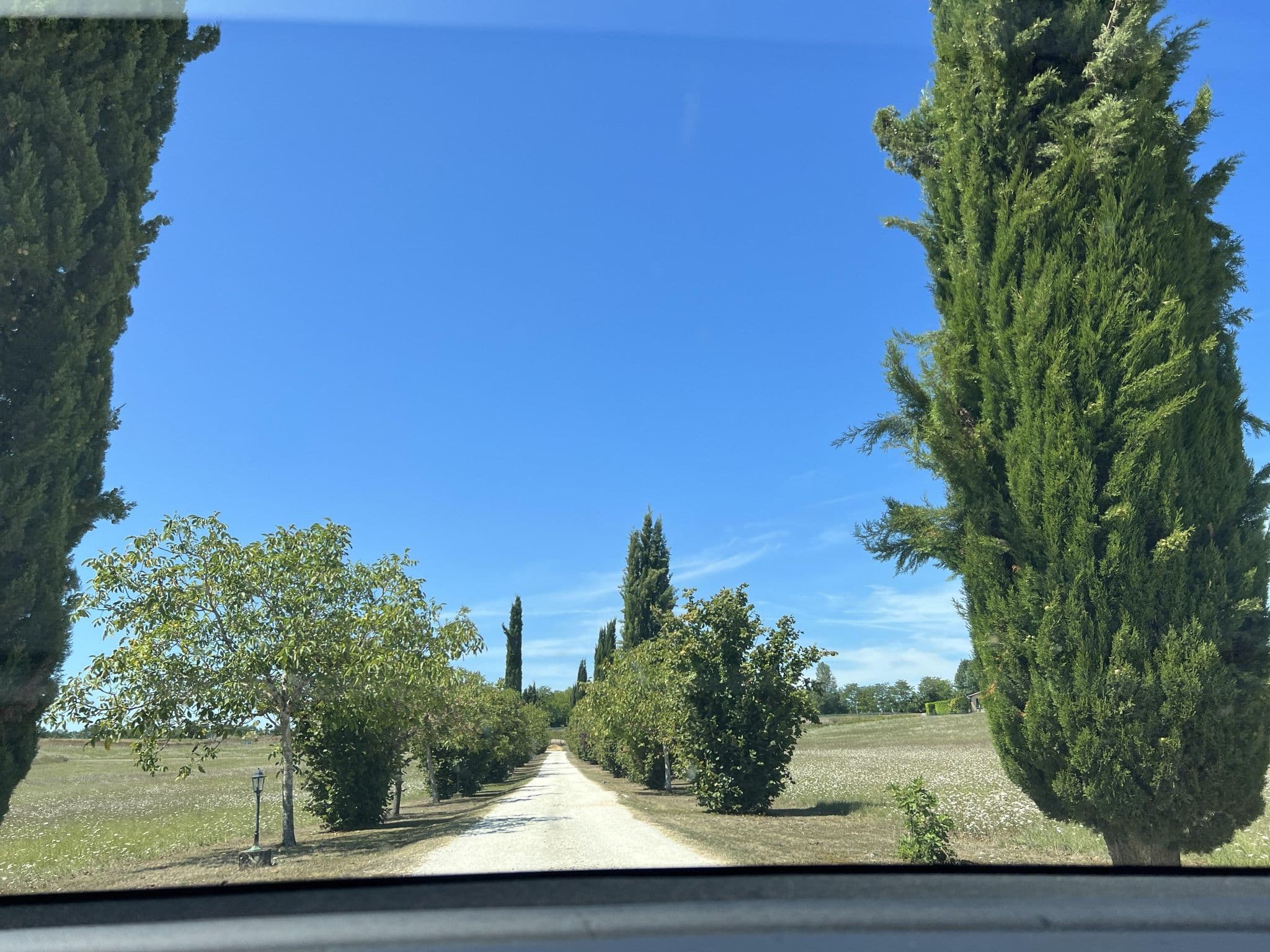 Street view near La Vignal, Monflanquin — © ottor (CC BY-SA · Mapillary)