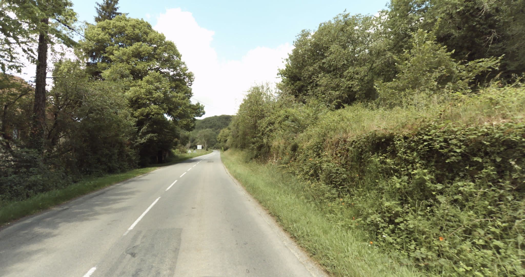 Street view near moulin neuf, Beaumont-du-Périgord — © sogefi (CC BY-SA · Mapillary)