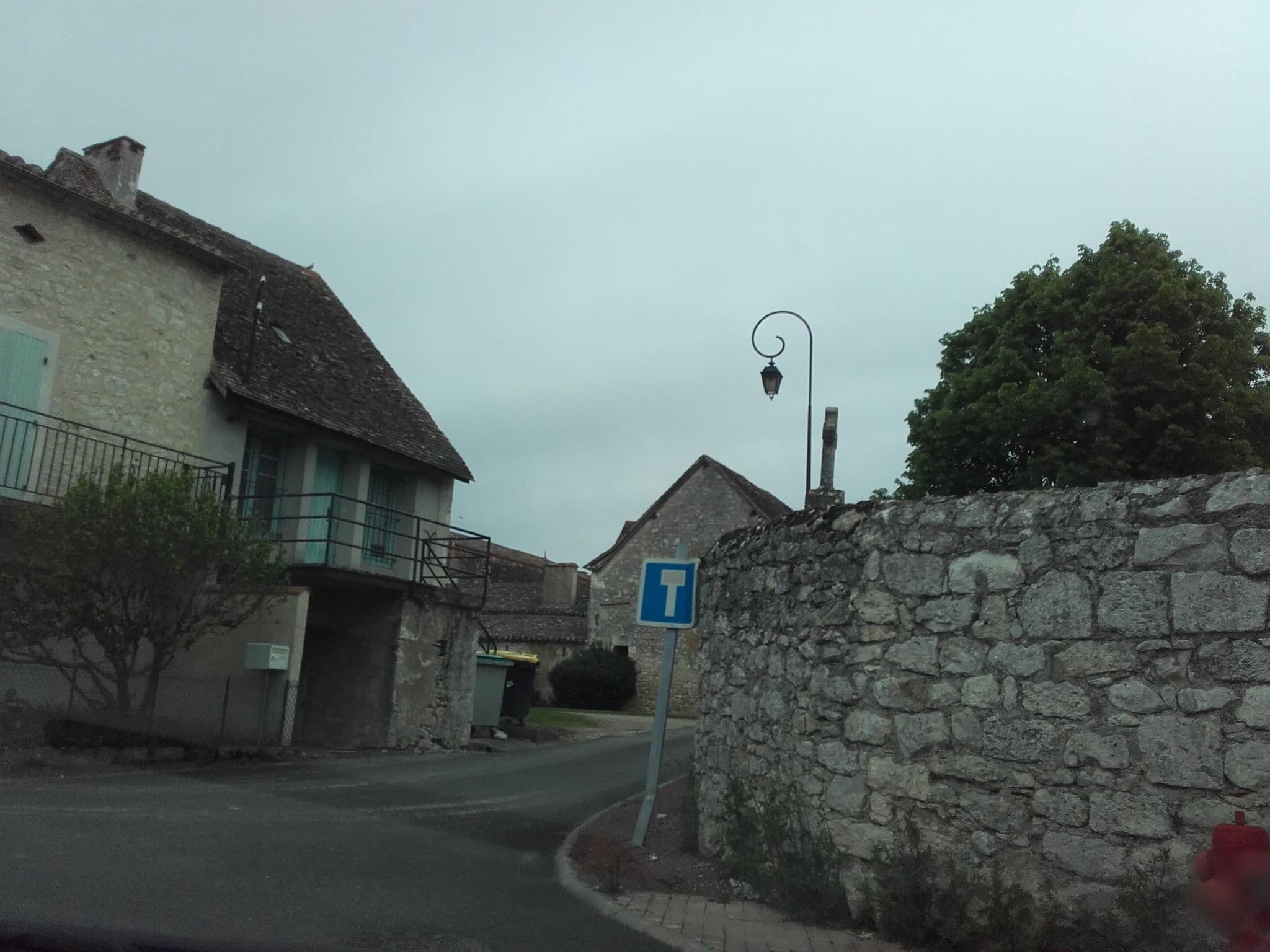 Street view near Petit Germaine, Monbazillac — © alexcorioze (CC BY-SA · Mapillary)