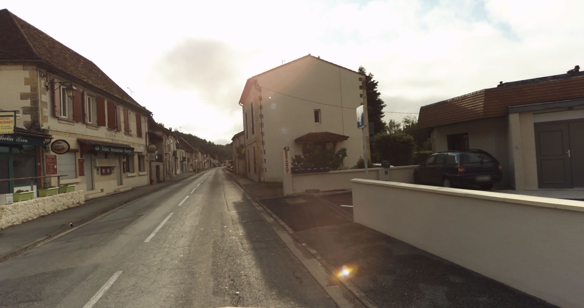 Street view near Le Kalolo, Creysse — © sogefi (CC BY-SA · Mapillary)