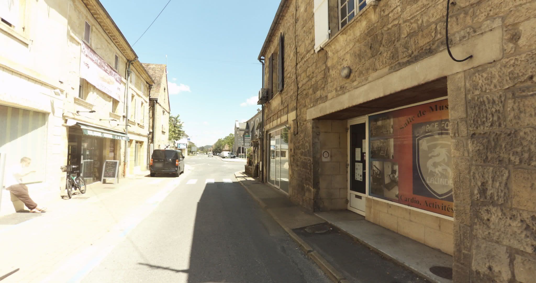 Street view near Maison Porte del Marty, Lalinde — © sogefi (CC BY-SA · Mapillary)