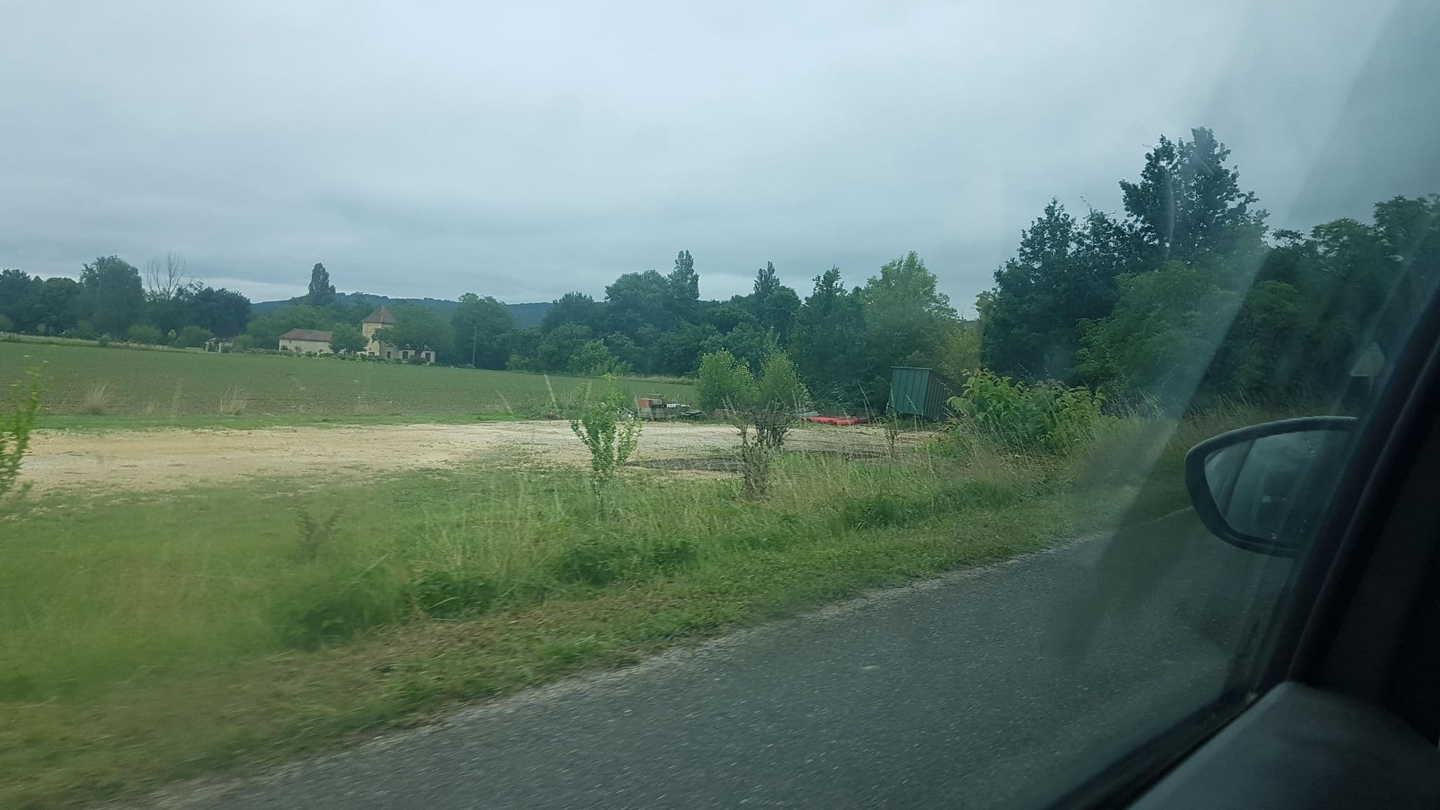 Street view near Vallee Du Lot, Puy-l'Évêque — © 3630 (CC BY-SA · Mapillary)