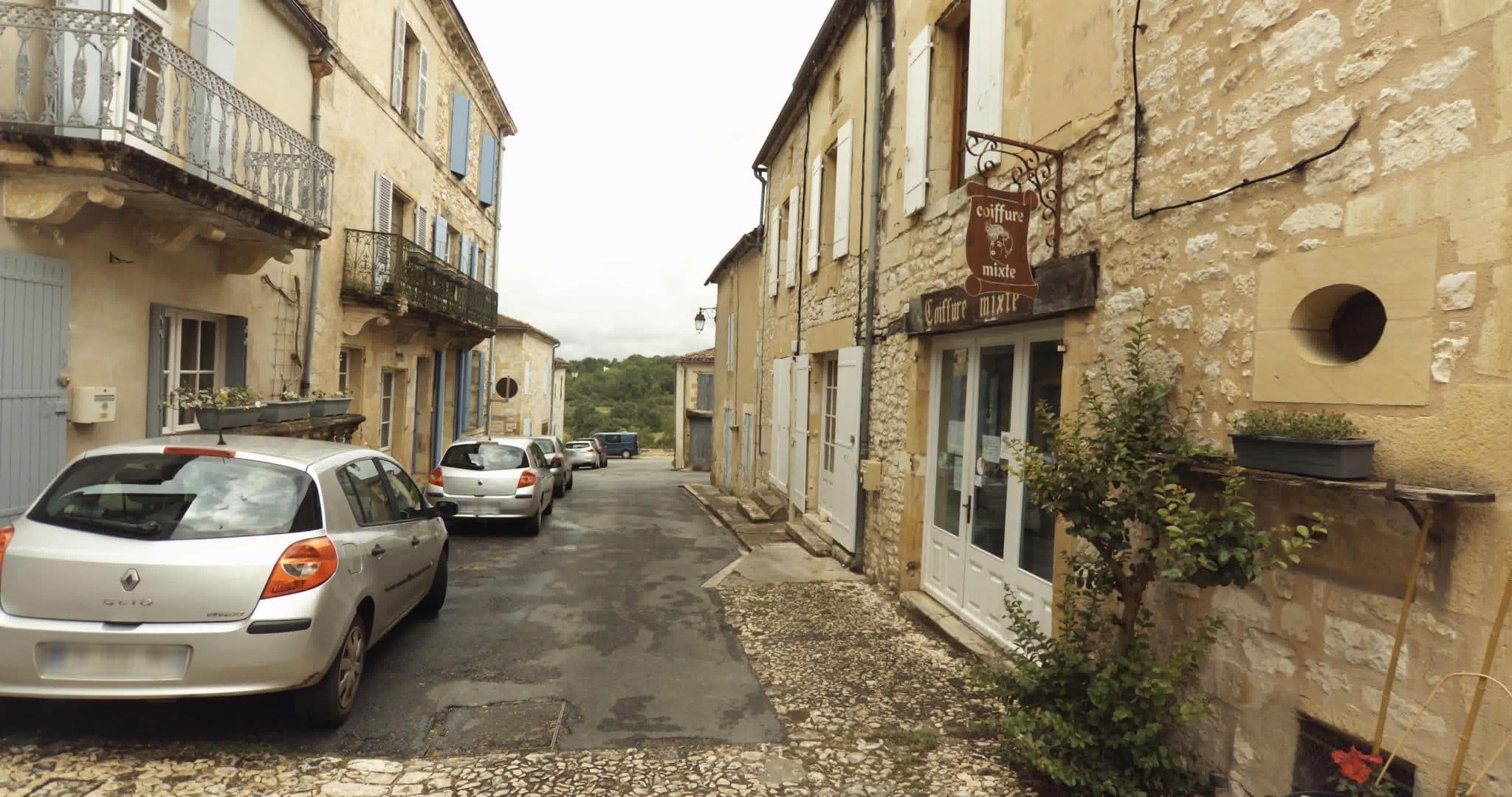 Street view near La Maison Anglaise, Villeréal — © sogefi (CC BY-SA · Mapillary)