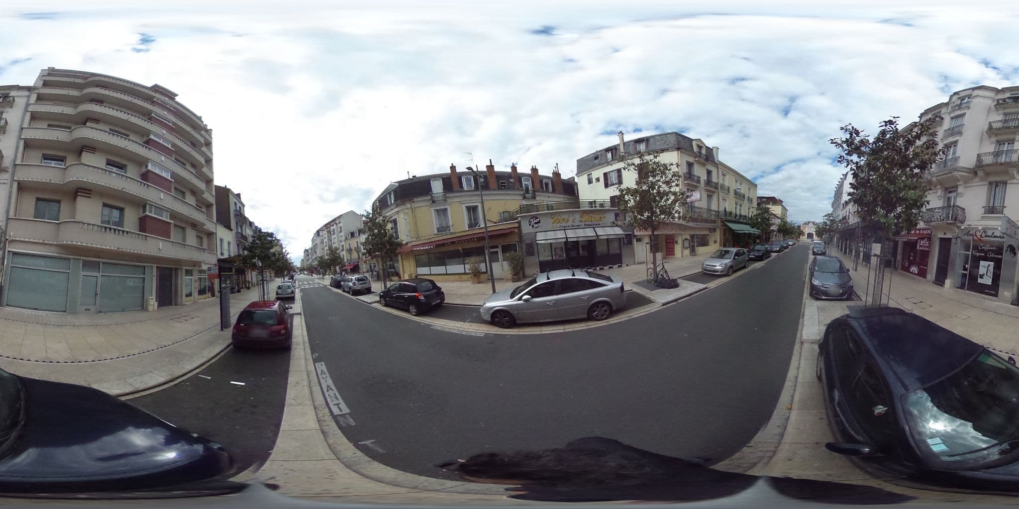 Street view near Chambord, Vichy — © zimmy (CC BY-SA · Mapillary)