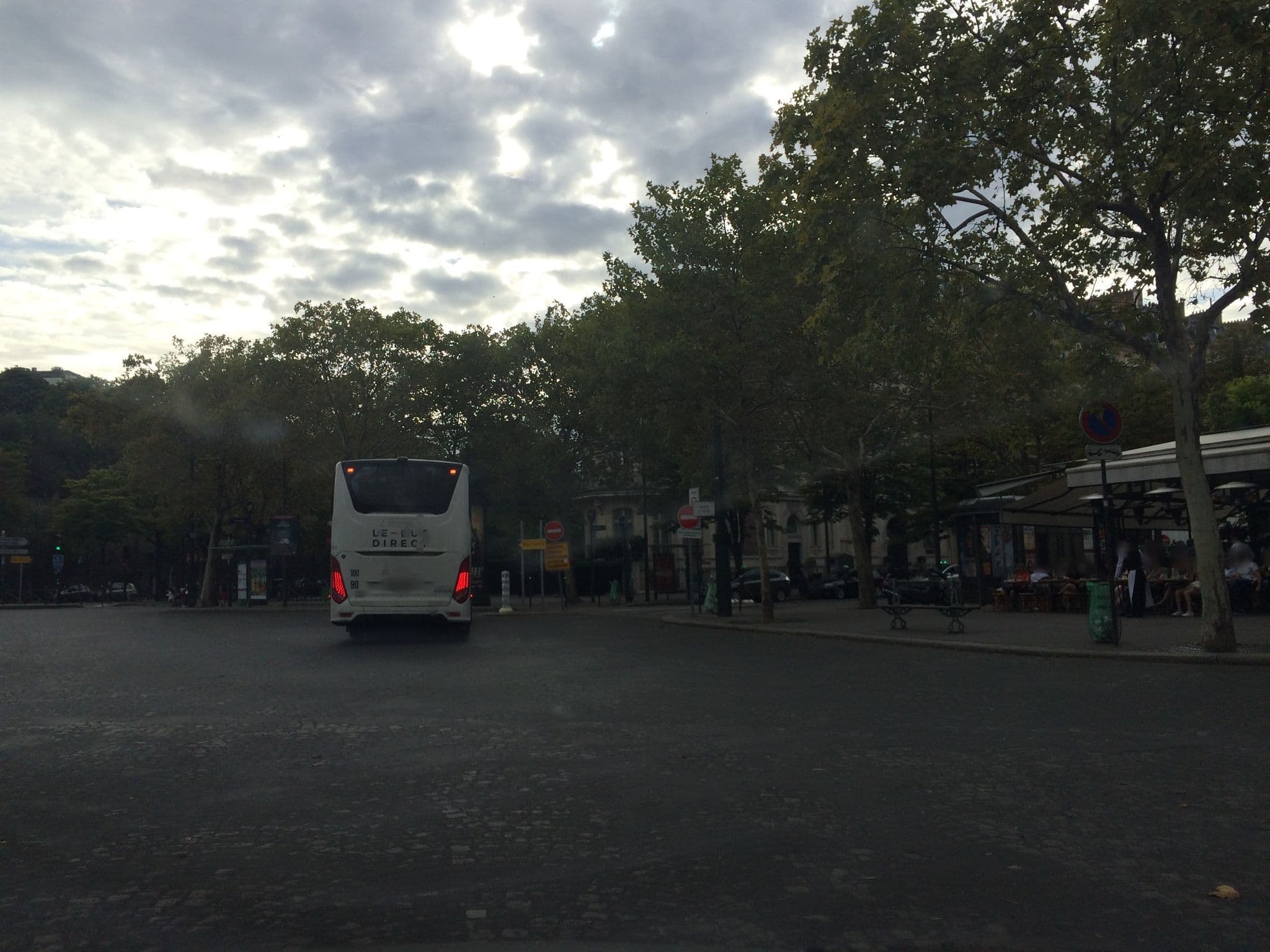 Street view near Hôtel au Trocadéro, Paris 16 Passy — © kartenville (CC BY-SA · Mapillary)