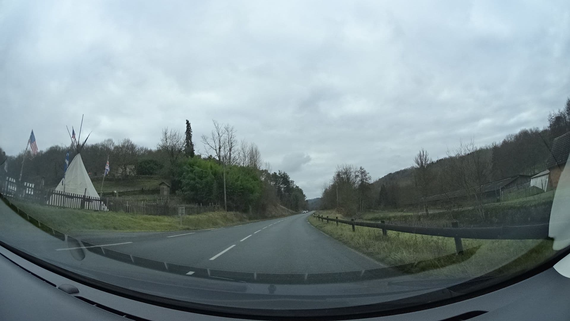 Street view near Le Moulin de l'Hoste, Belvès — © sashazykov (CC BY-SA · Mapillary)