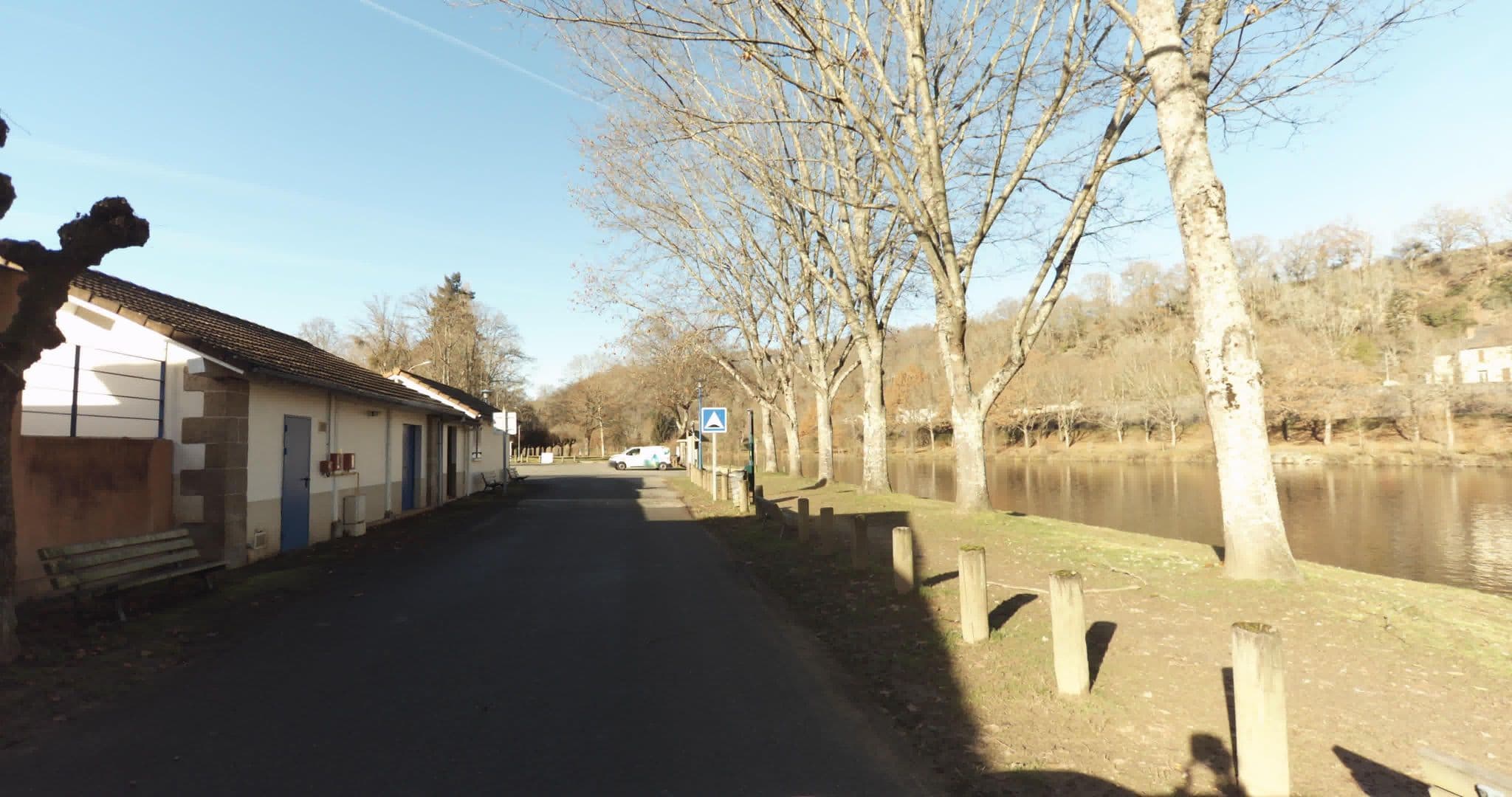 Street view near Camping Municipal les Greves, Aixe-sur-Vienne — © sogefi (CC BY-SA · Mapillary)