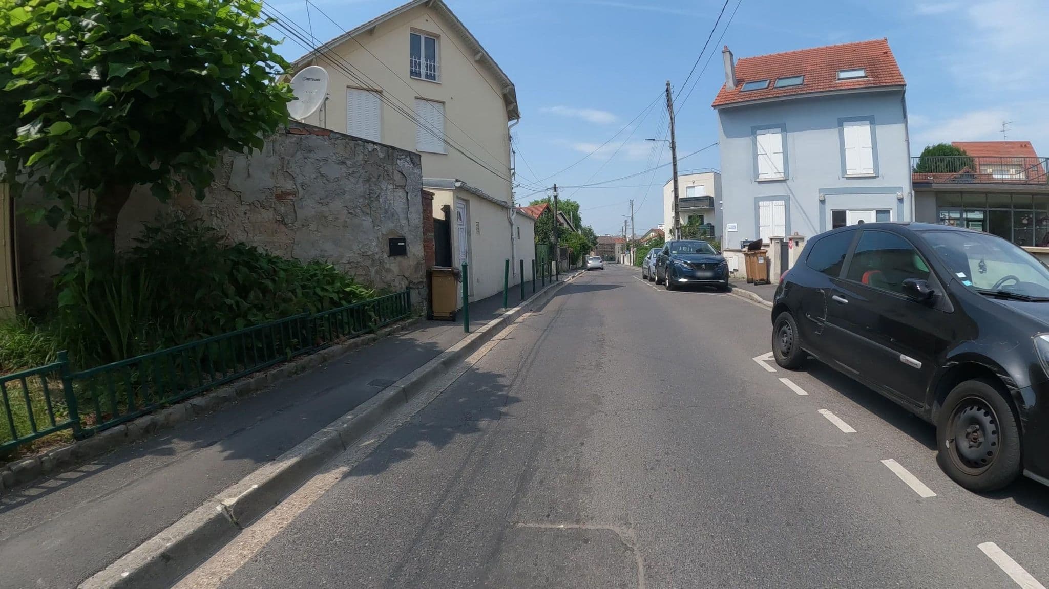 Street view near Chez Cine, Sannois — © Nzau (CC BY-SA · Mapillary)