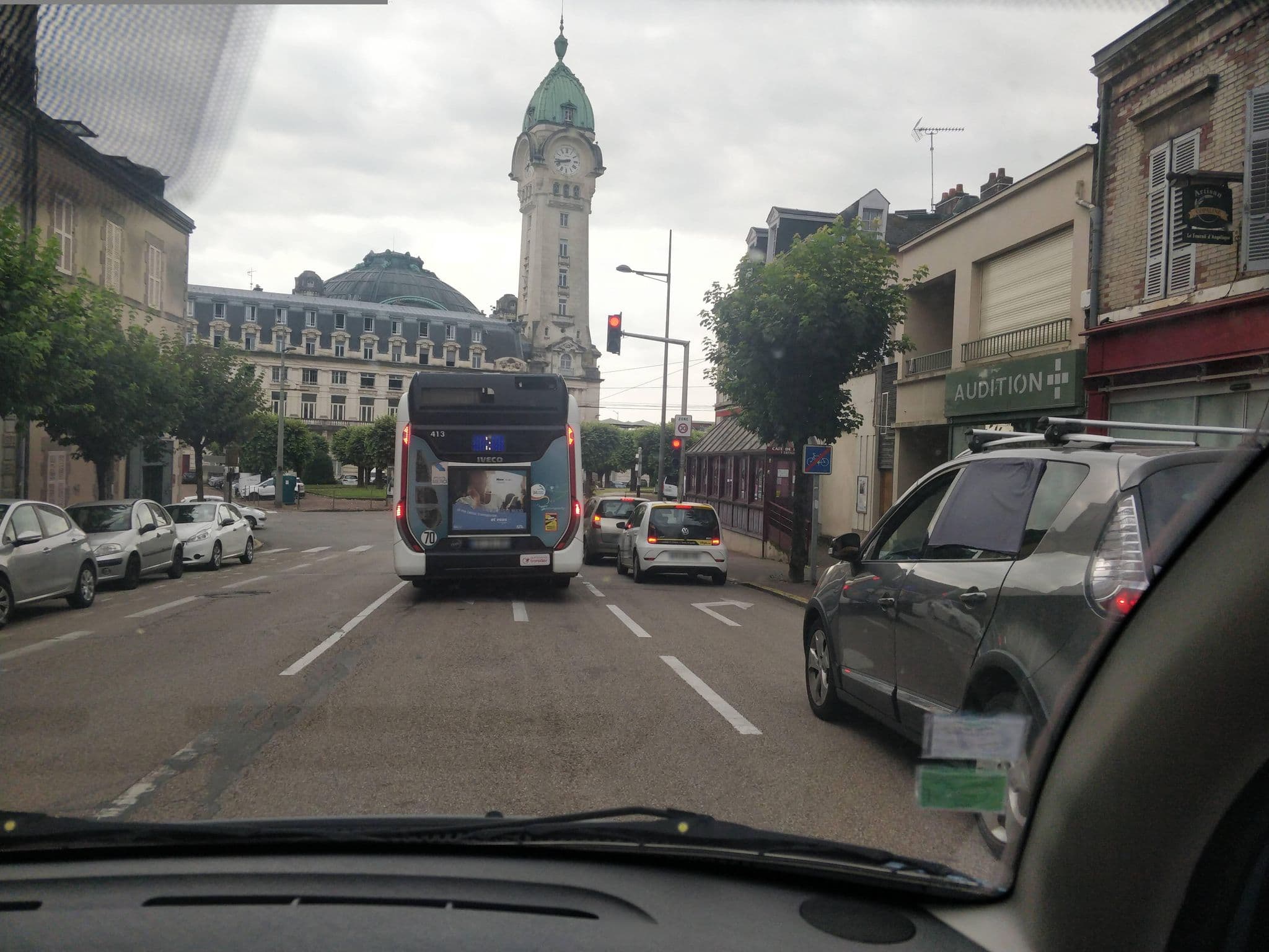 Street view near Hôtel les Bénédictins, Limoges — © philou87 (CC BY-SA · Mapillary)