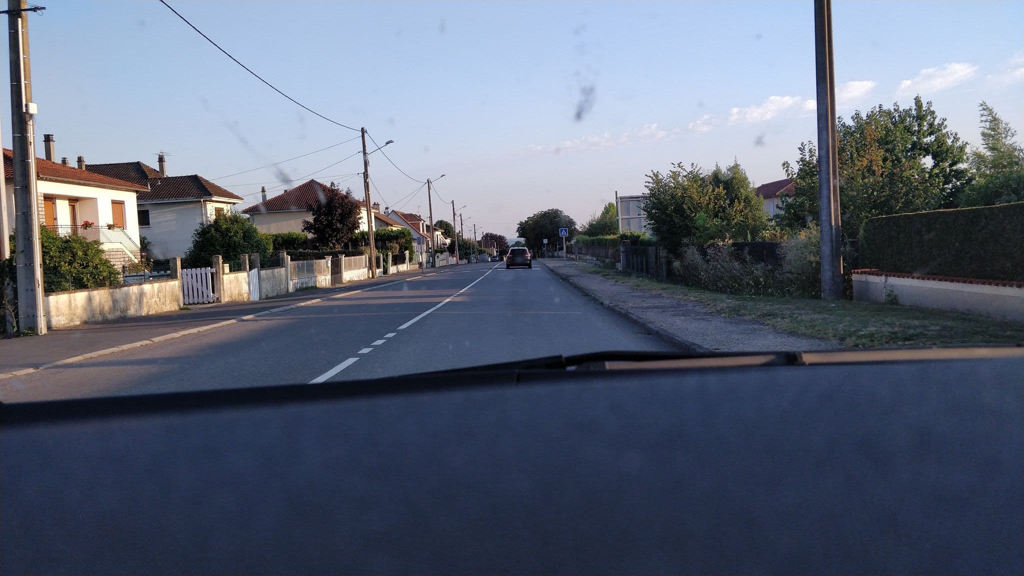 Street view near Debiais Serge et Michele, Couzeix — © philou87 (CC BY-SA · Mapillary)