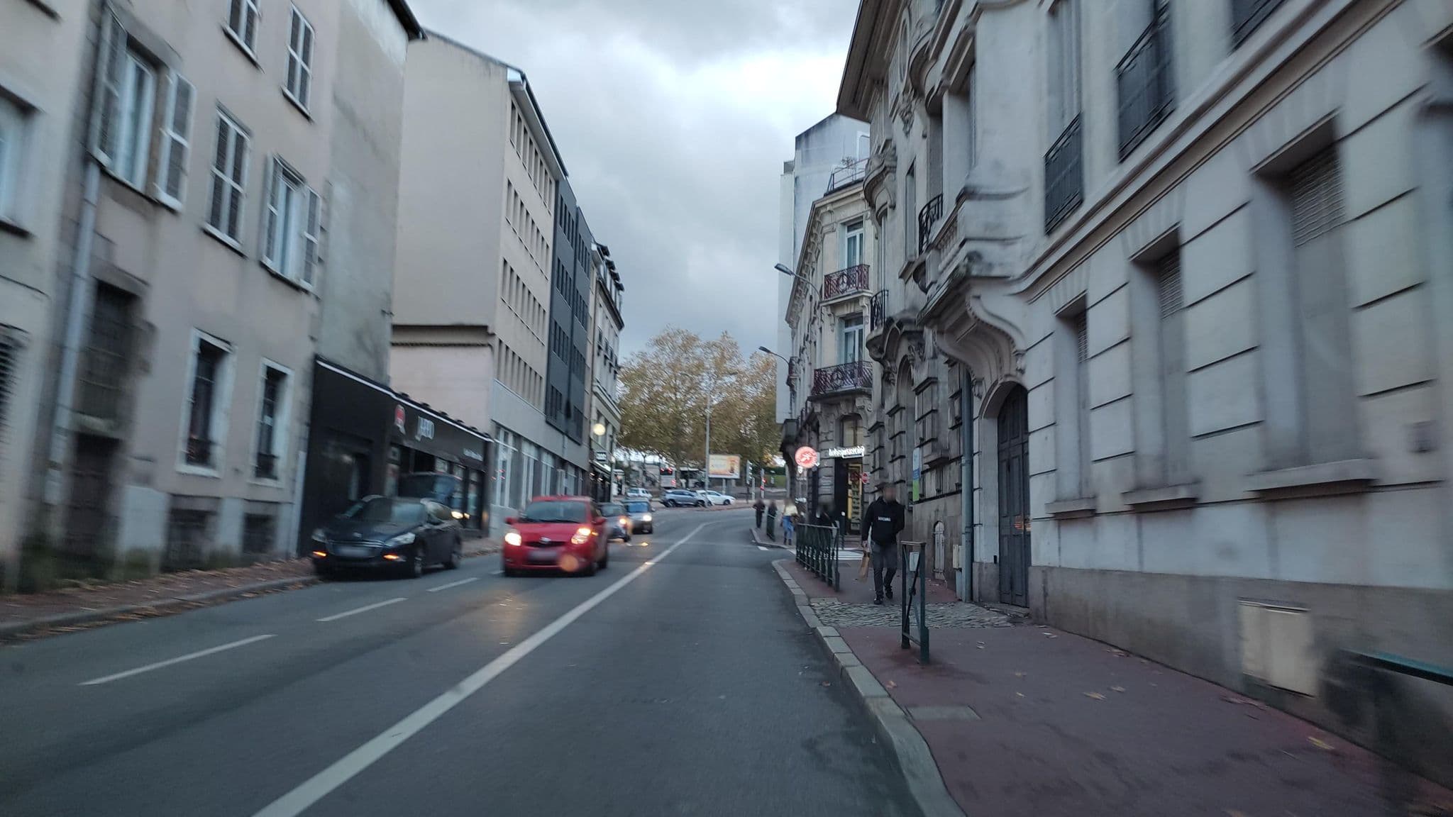 Street view near Hôtel ibis Limoges Centre, Limoges — © kritic (CC BY-SA · Mapillary)