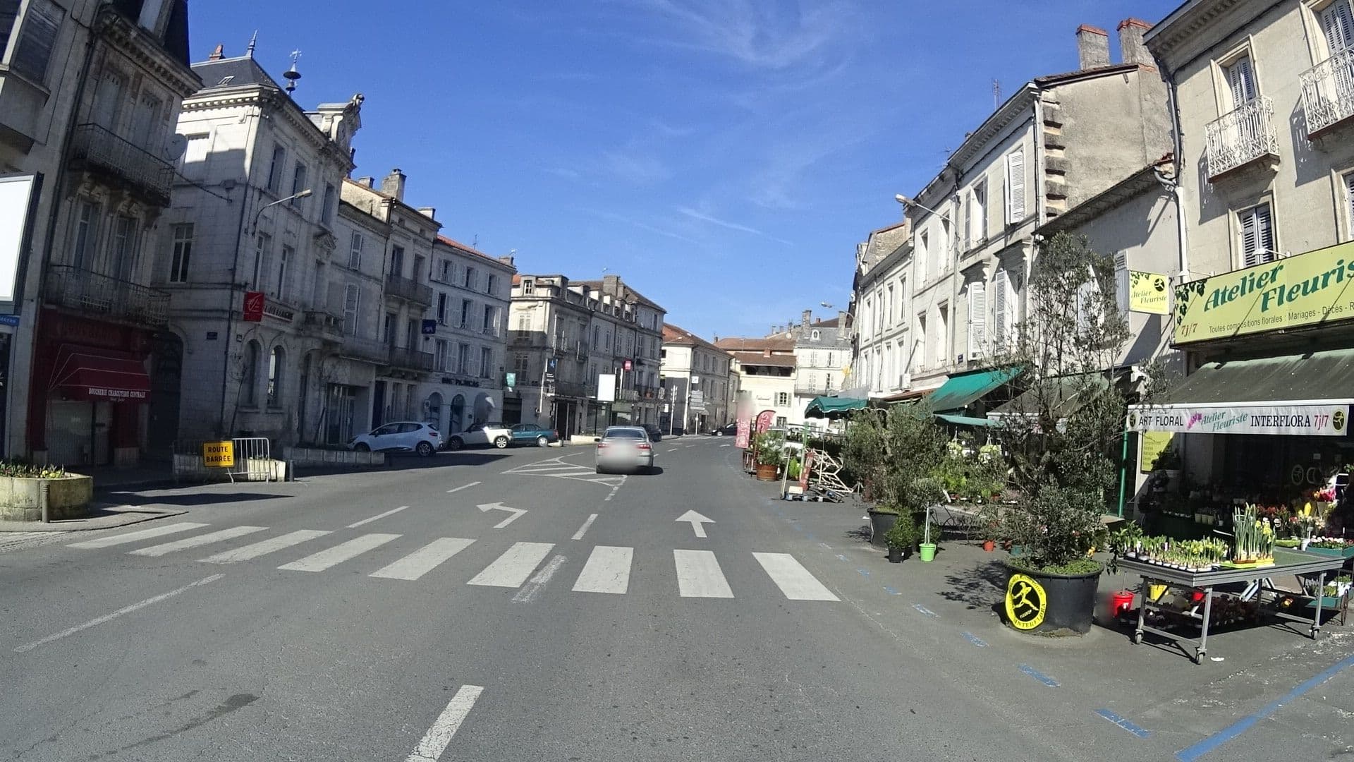 Street view near Domus Dulcis, Ribérac — © vincentrando24 (CC BY-SA · Mapillary)