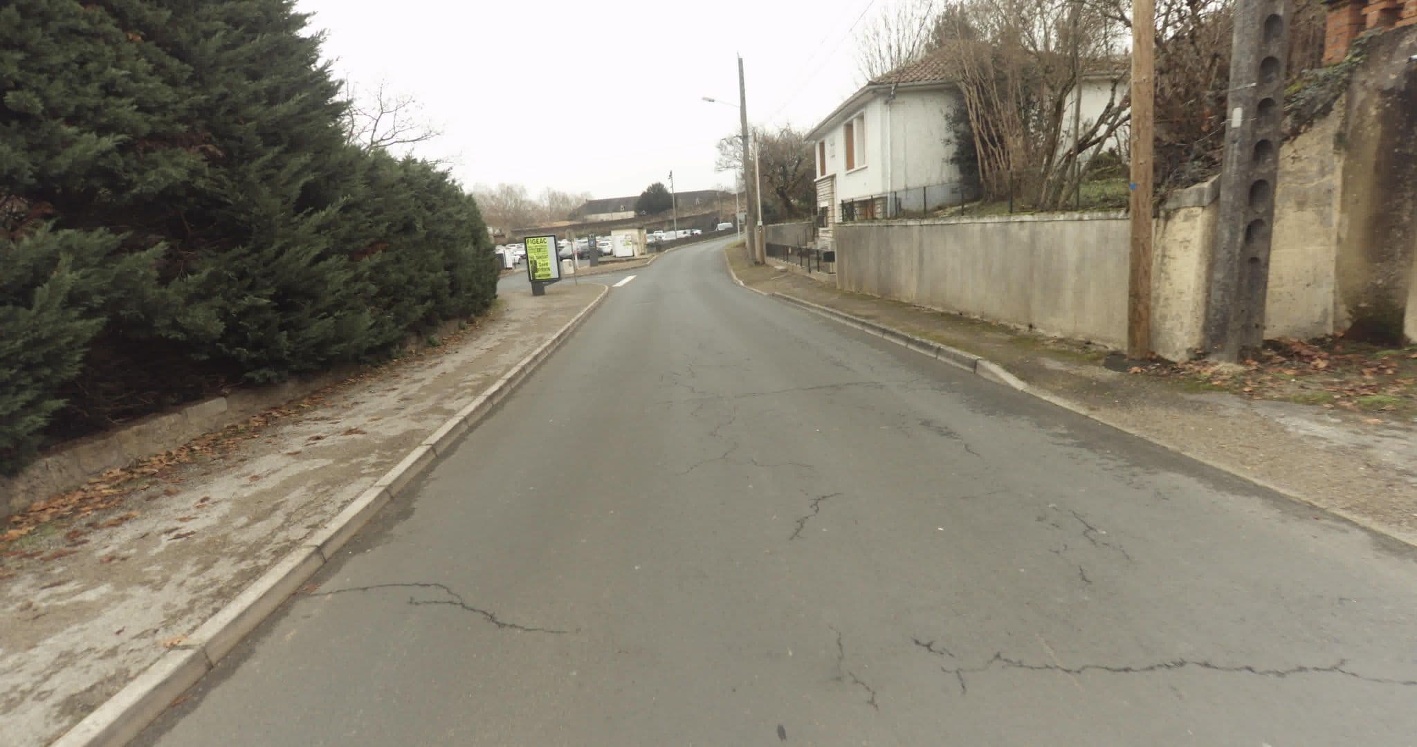 Street view near les pratges, Figeac — © sogefi (CC BY-SA · Mapillary)