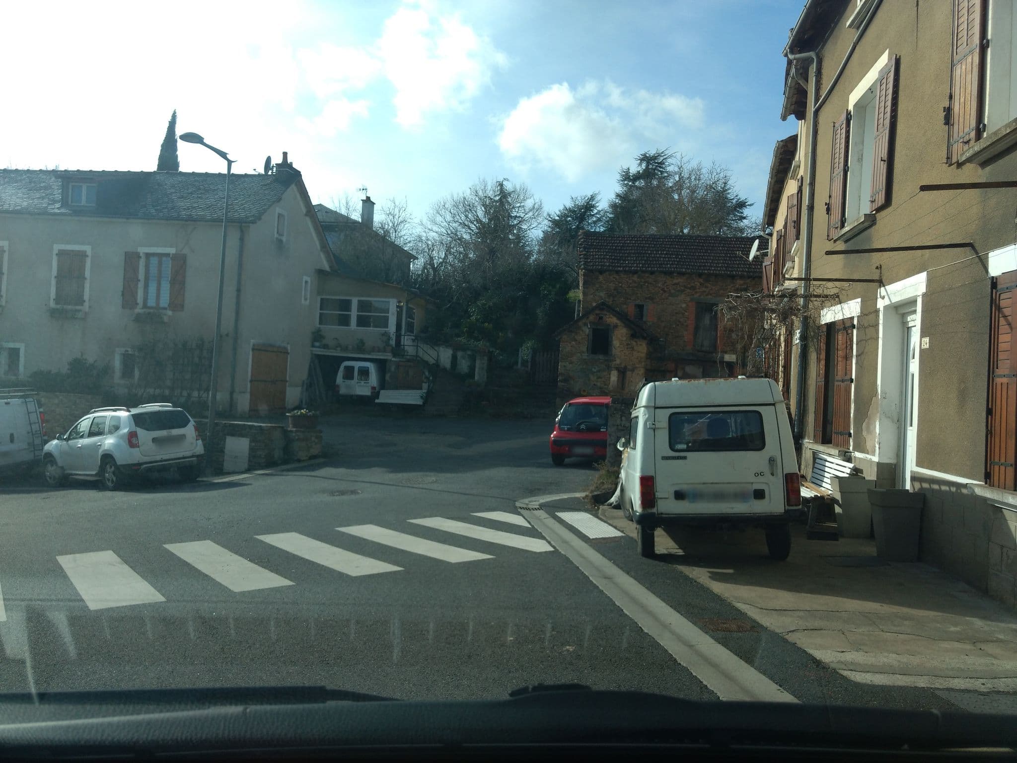 Street view near La Maison des Cent Vallées, Naucelle — © yod4z (CC BY-SA · Mapillary)