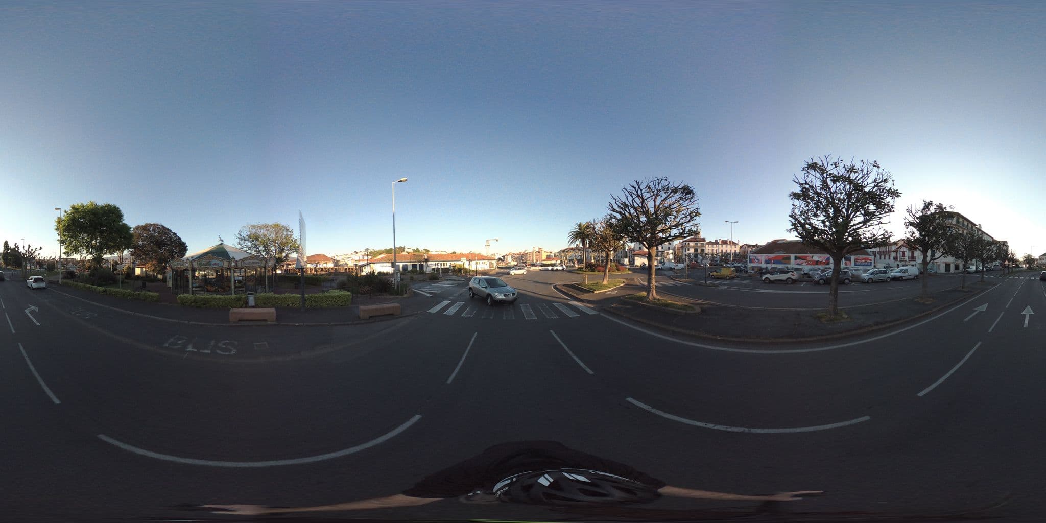 Street view near Bizipoz Hôtel, Saint-Jean-de-Luz — © geovelo (CC BY-SA · Mapillary)