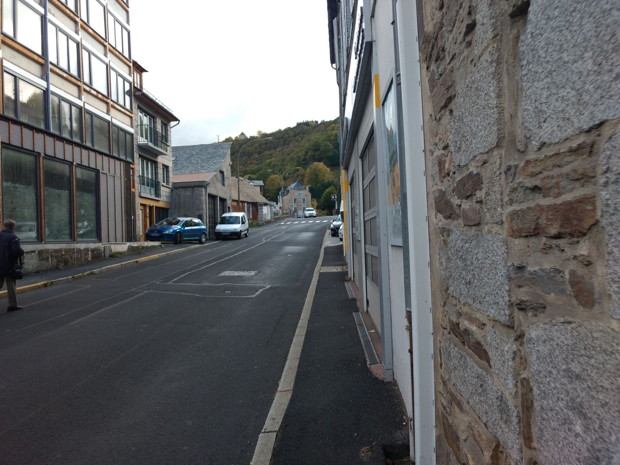 Street view near Hôtel Restaurant Sodade, Chaudes-Aigues — © yod4z (CC BY-SA · Mapillary)
