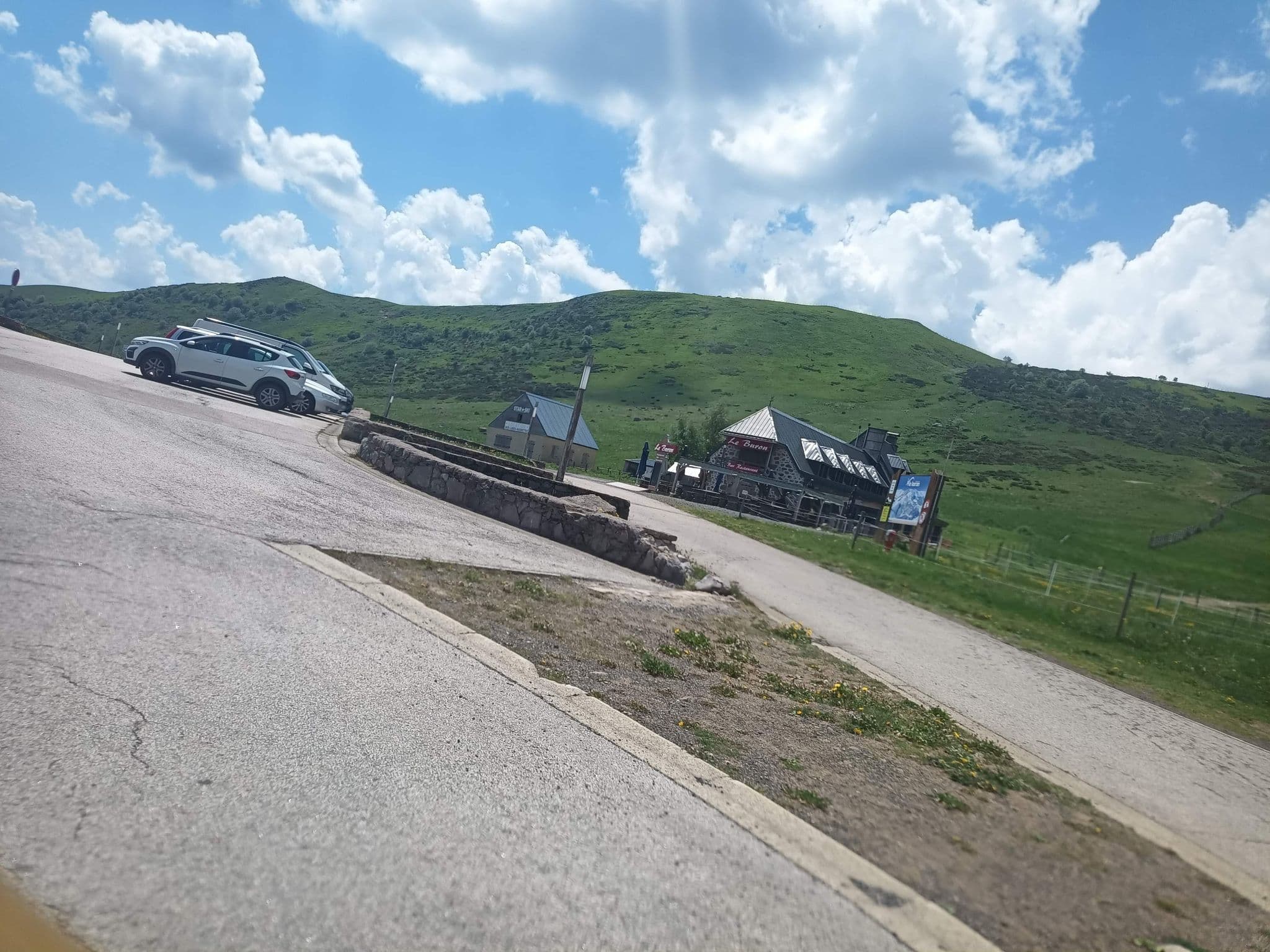 Street view near Caplain Yolande, Murat — © connermacleod69 (CC BY-SA · Mapillary)