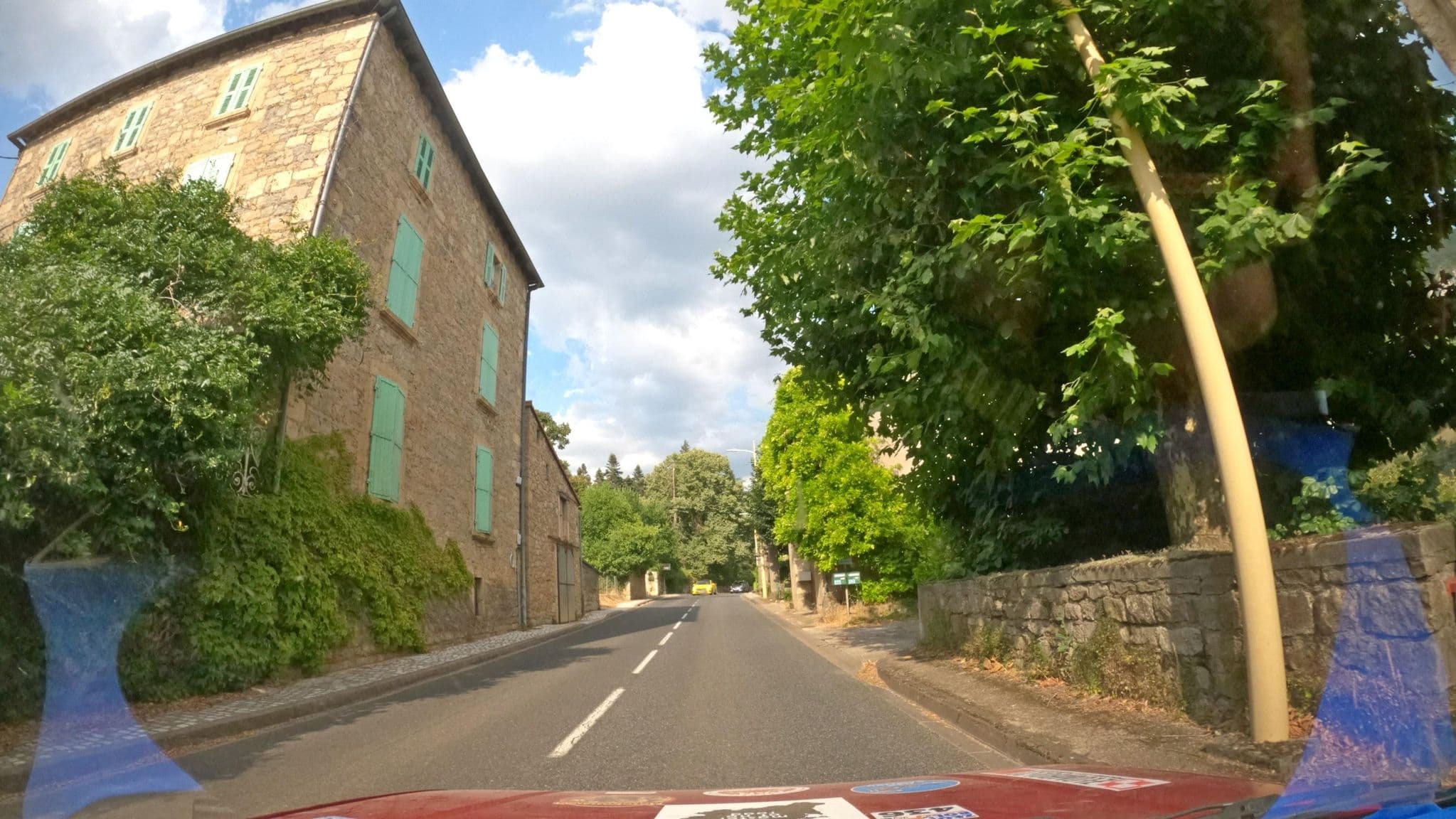 Street view near Les Fréjals, Millau — © masterofnoroad (CC BY-SA · Mapillary)