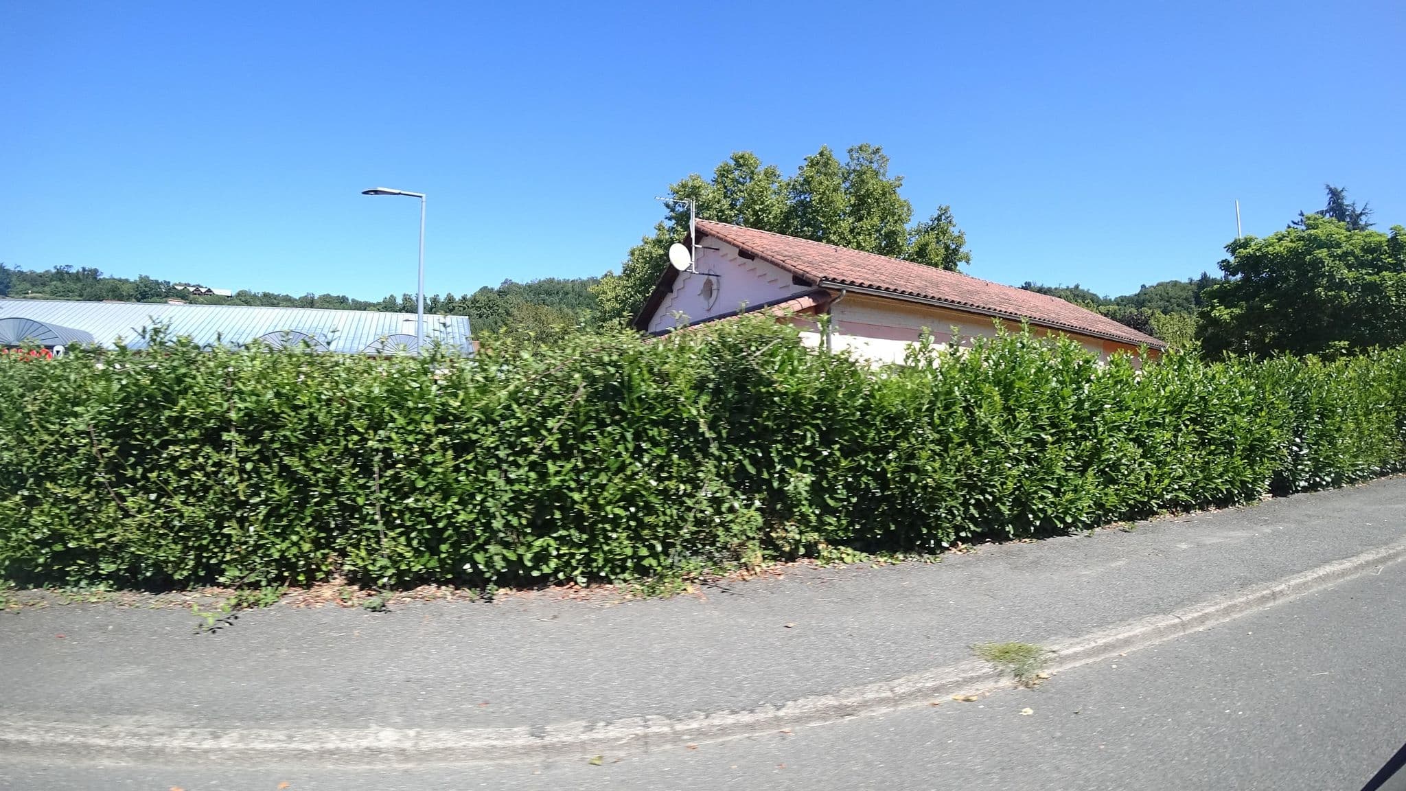 Street view near Hôtel le Tulipier, Cransac-les-Thermes — © yod4z (CC BY-SA · Mapillary)