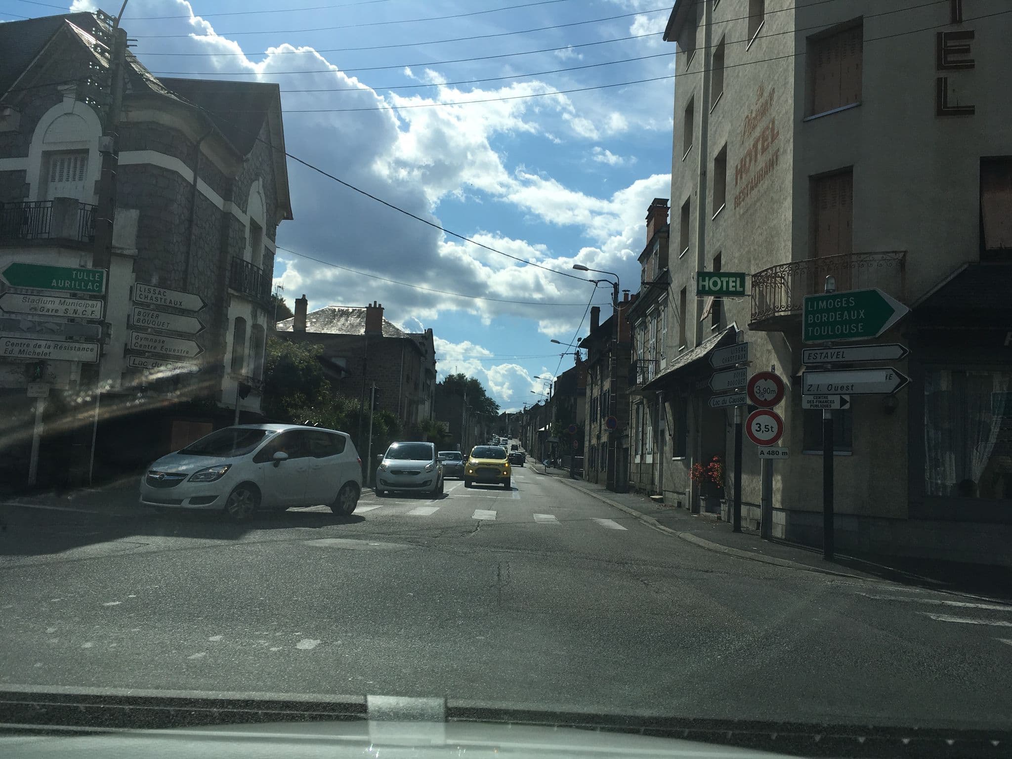 Street view near Hôtel Restaurant Plaisance, Brive-la-Gaillarde — © mappy_sa (CC BY-SA · Mapillary)