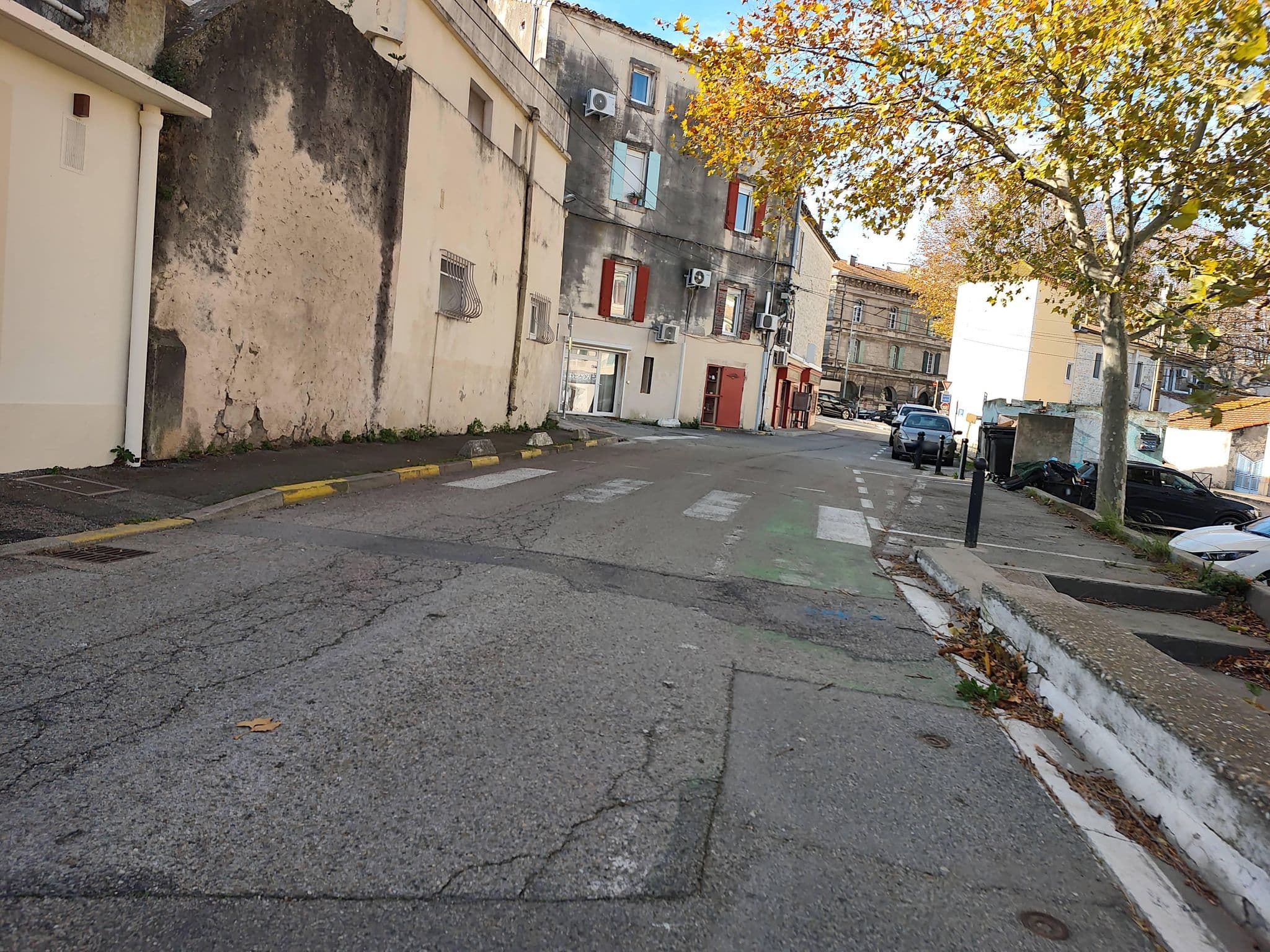 Street view near Hôtel de la Source, Arles — © Duro (CC BY-SA · Mapillary)