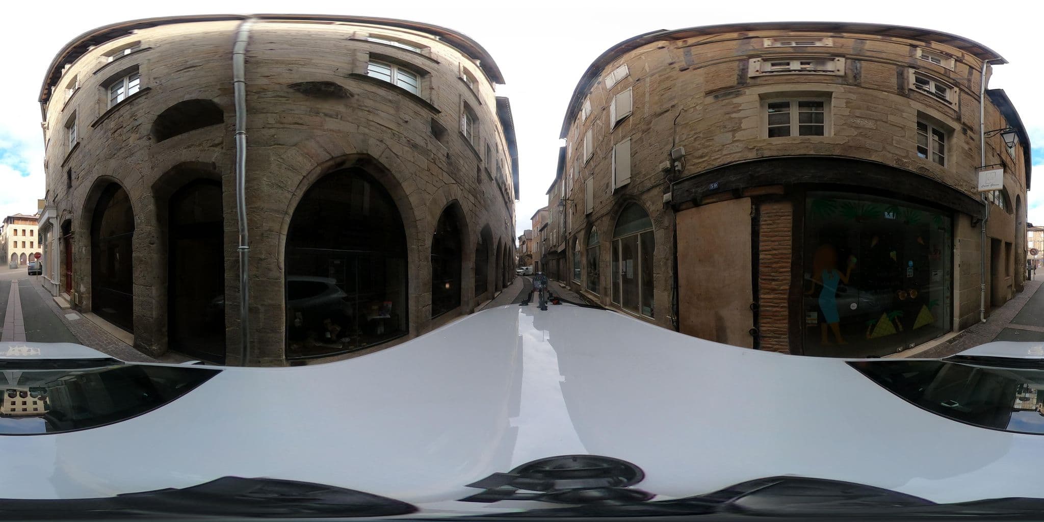 Street view near Piscine Du Mercure Figeac Viguier Du Roy, Figeac — © sogefi (CC BY-SA · Mapillary)
