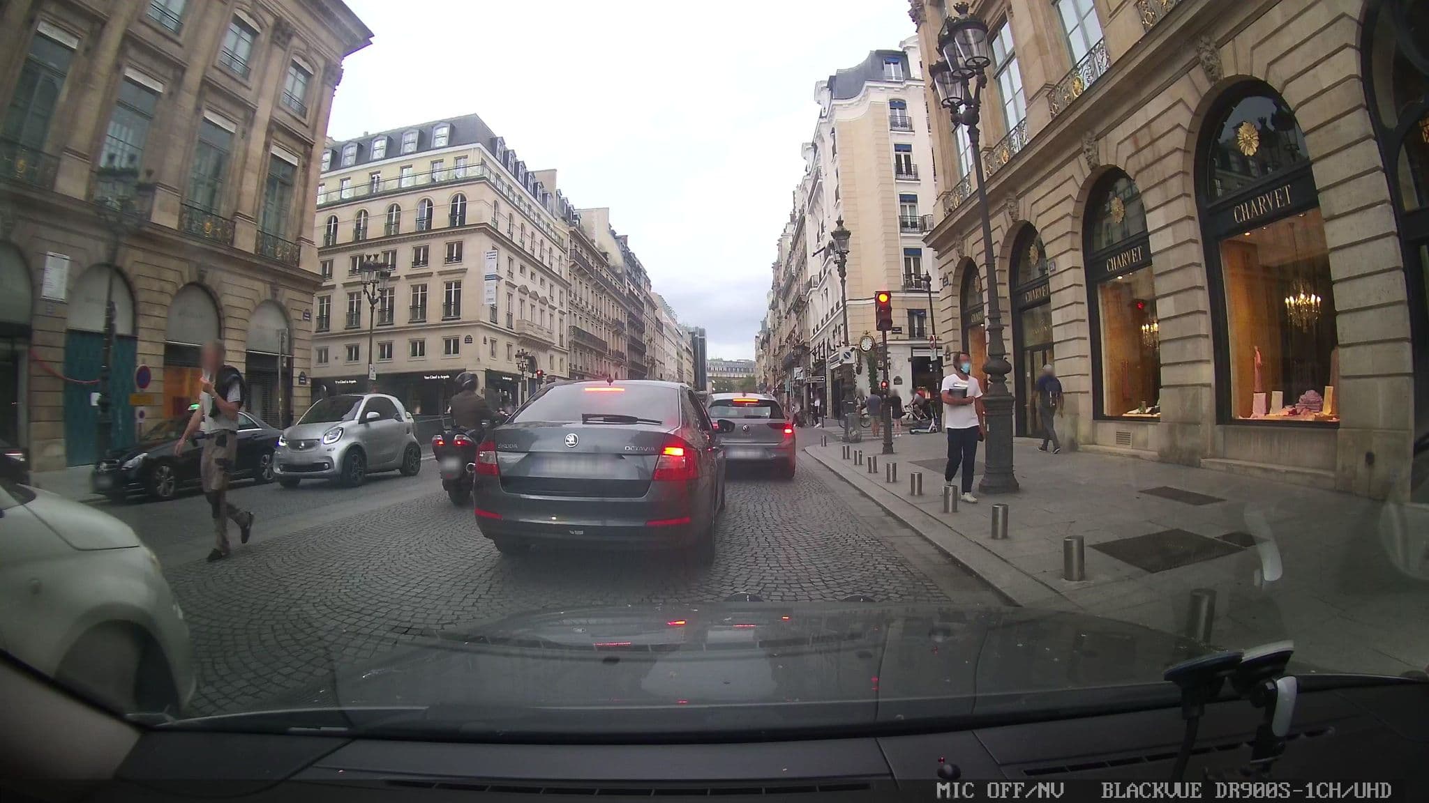 Street view near Mansart, Paris 09 Opéra — © grobin (CC BY-SA · Mapillary)