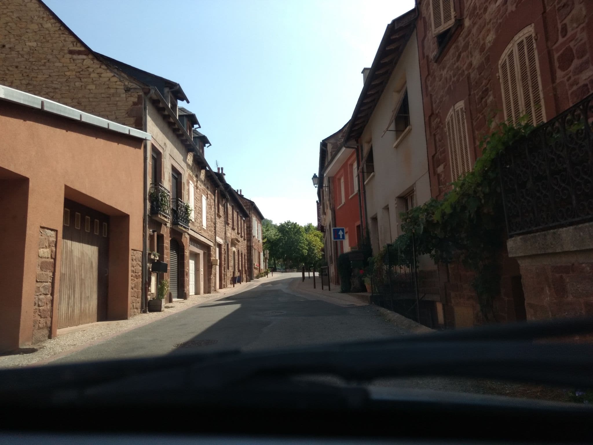 Street view near L'Auberge de l'Ady, Valady — © yod4z (CC BY-SA · Mapillary)