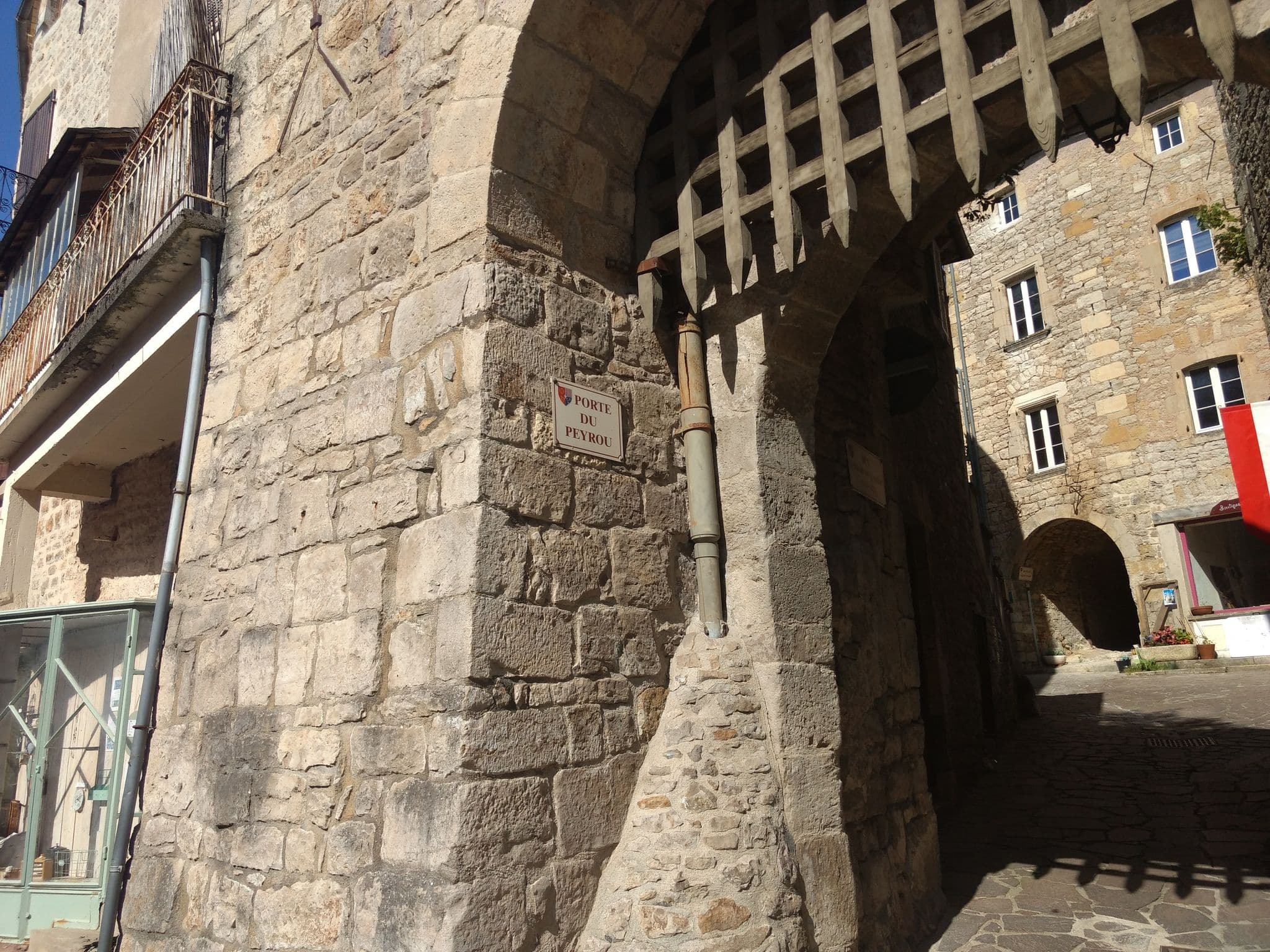 Street view near Relais des Sources, Sévérac-le-Château — © yod4z (CC BY-SA · Mapillary)