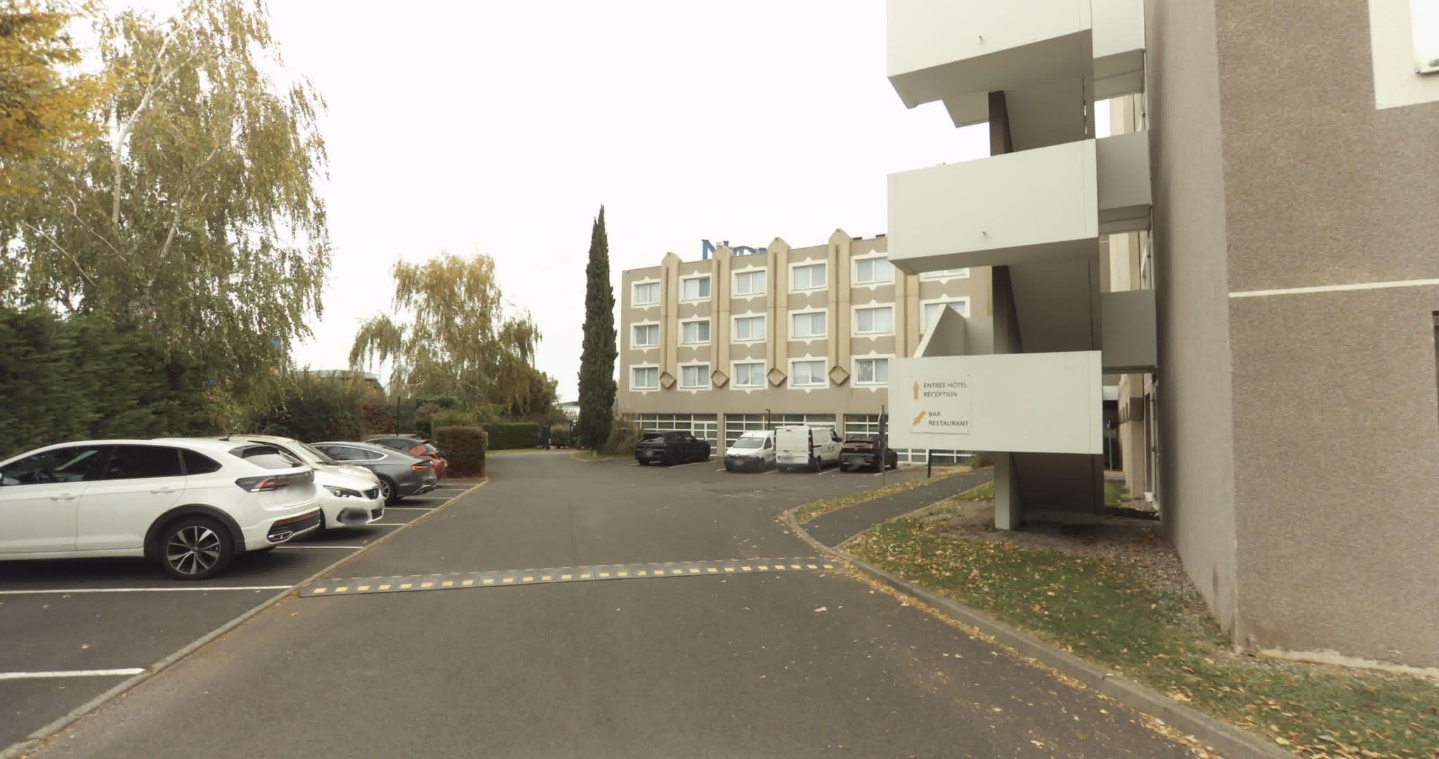 Street view near room 238, Aulnat — © sogefi (CC BY-SA · Mapillary)