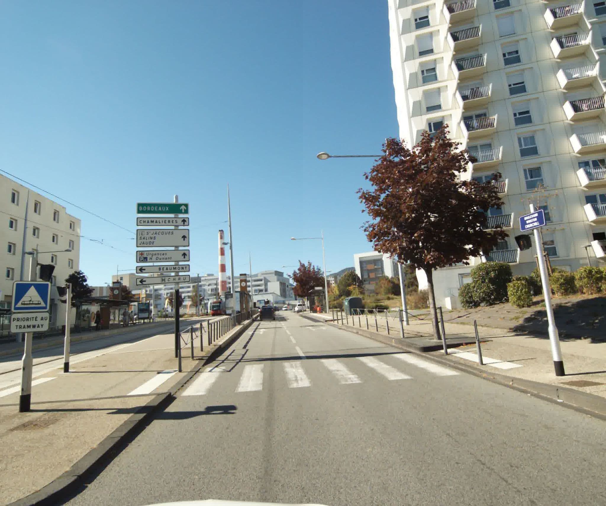 Street view near Balladins Centre Marmotel Franchisé indépendant, Beaumont — © sogefi (CC BY-SA · Mapillary)