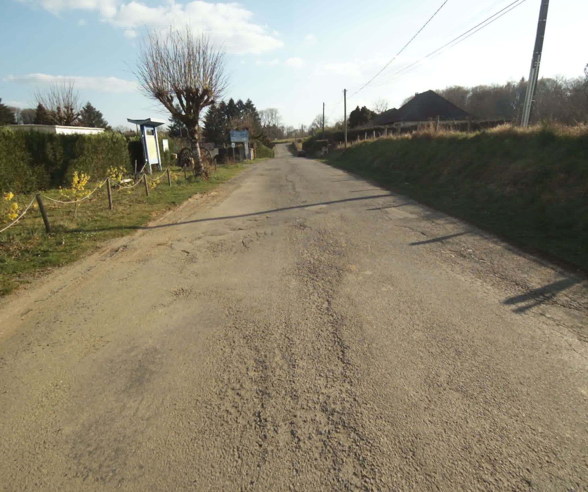 Street view near Camping Detentes aux Cabanes, Seilhac — © sogefi (CC BY-SA · Mapillary)