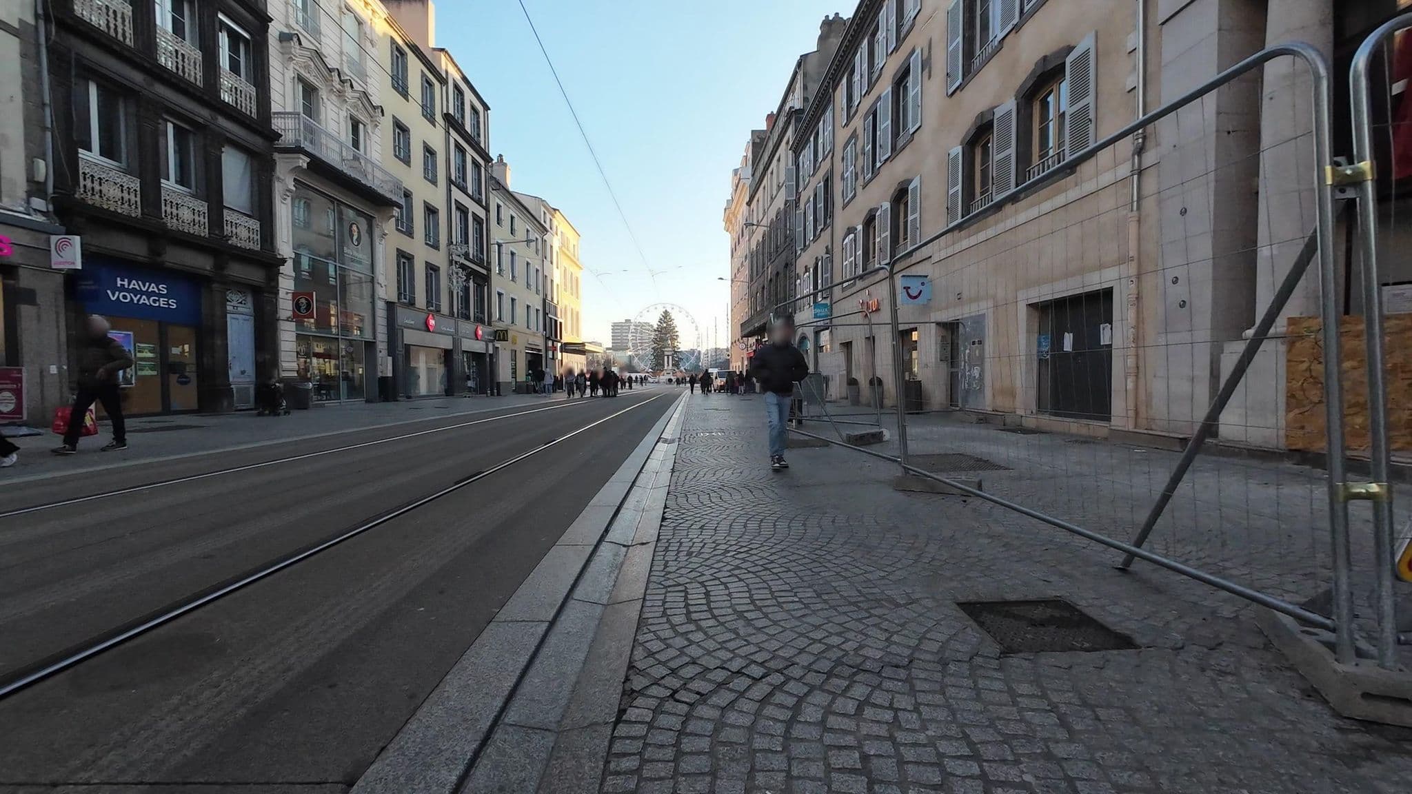 Street view near TUI STORE, Clermont-Ferrand — © user-3965077544 (CC BY-SA · Mapillary)