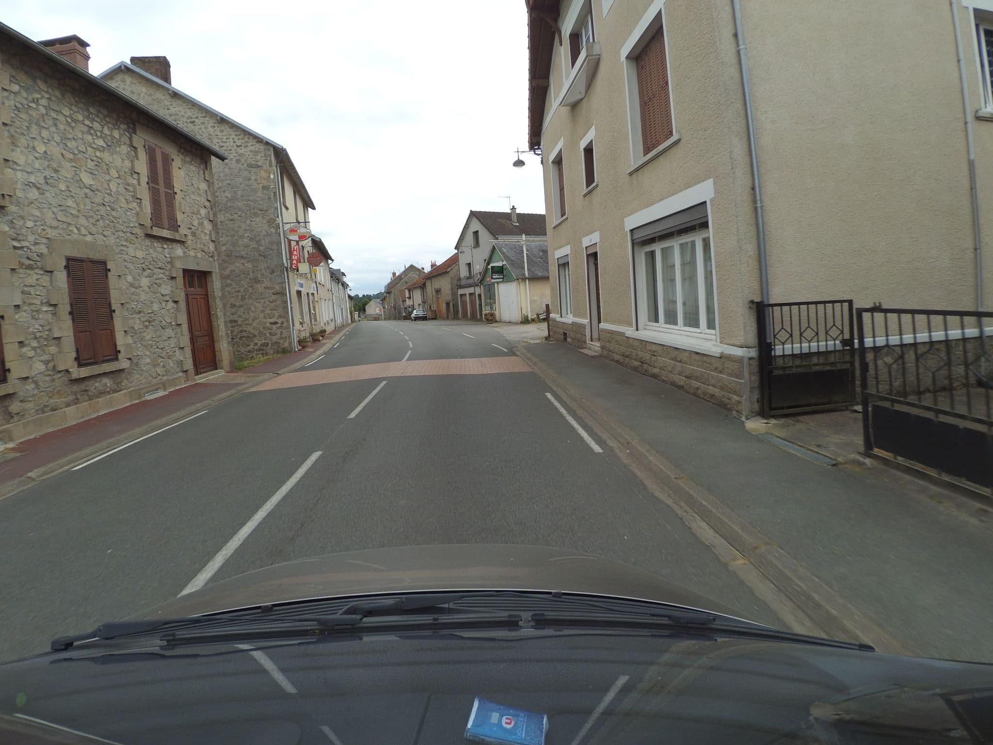 Street view near Chambraud Maurice, Bourganeuf — © stephanep (CC BY-SA · Mapillary)
