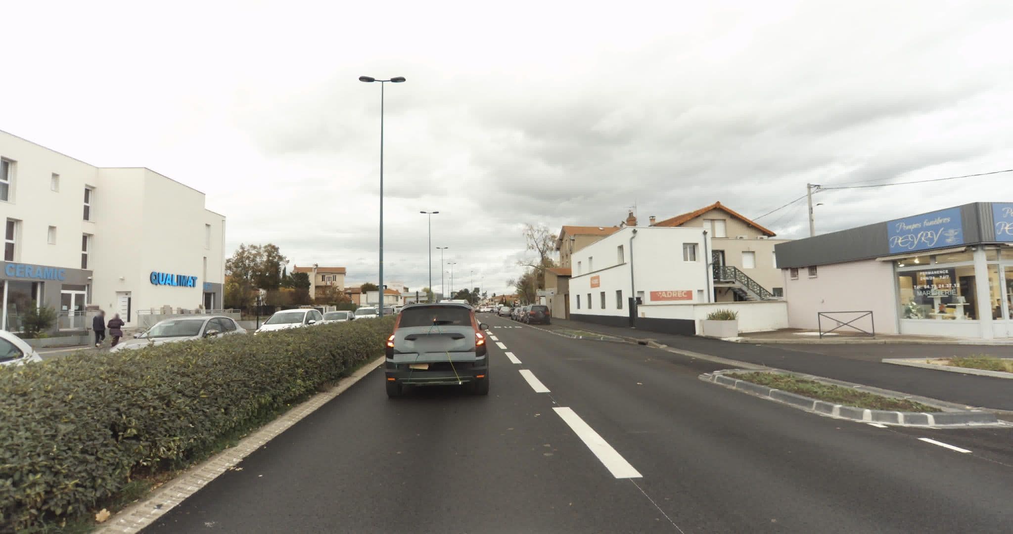 Street view near Le Relais d'Avrilly, Clermont-Ferrand — © sogefi (CC BY-SA · Mapillary)
