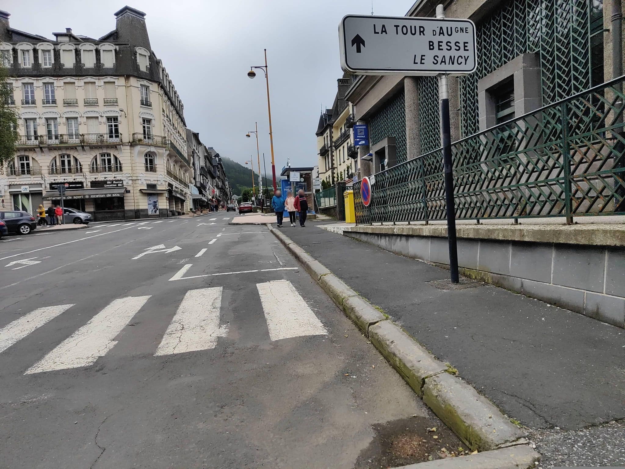 Street view near Appartement Cap Horn, Mont-Dore — © philou87 (CC BY-SA · Mapillary)