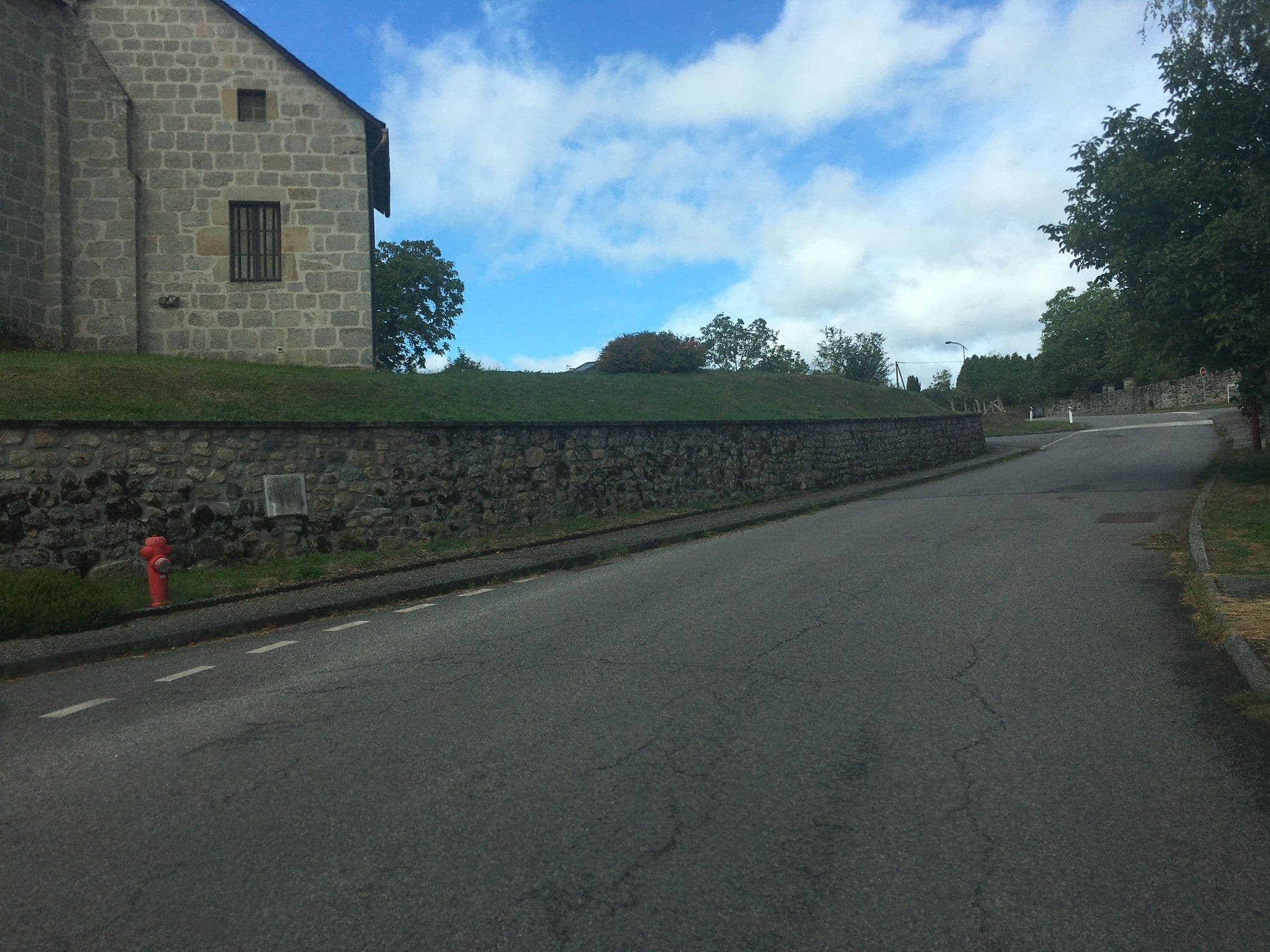 Street view near C.C.A.S Colonie de Vacances, Bort-les-Orgues — © raymond (CC BY-SA · Mapillary)