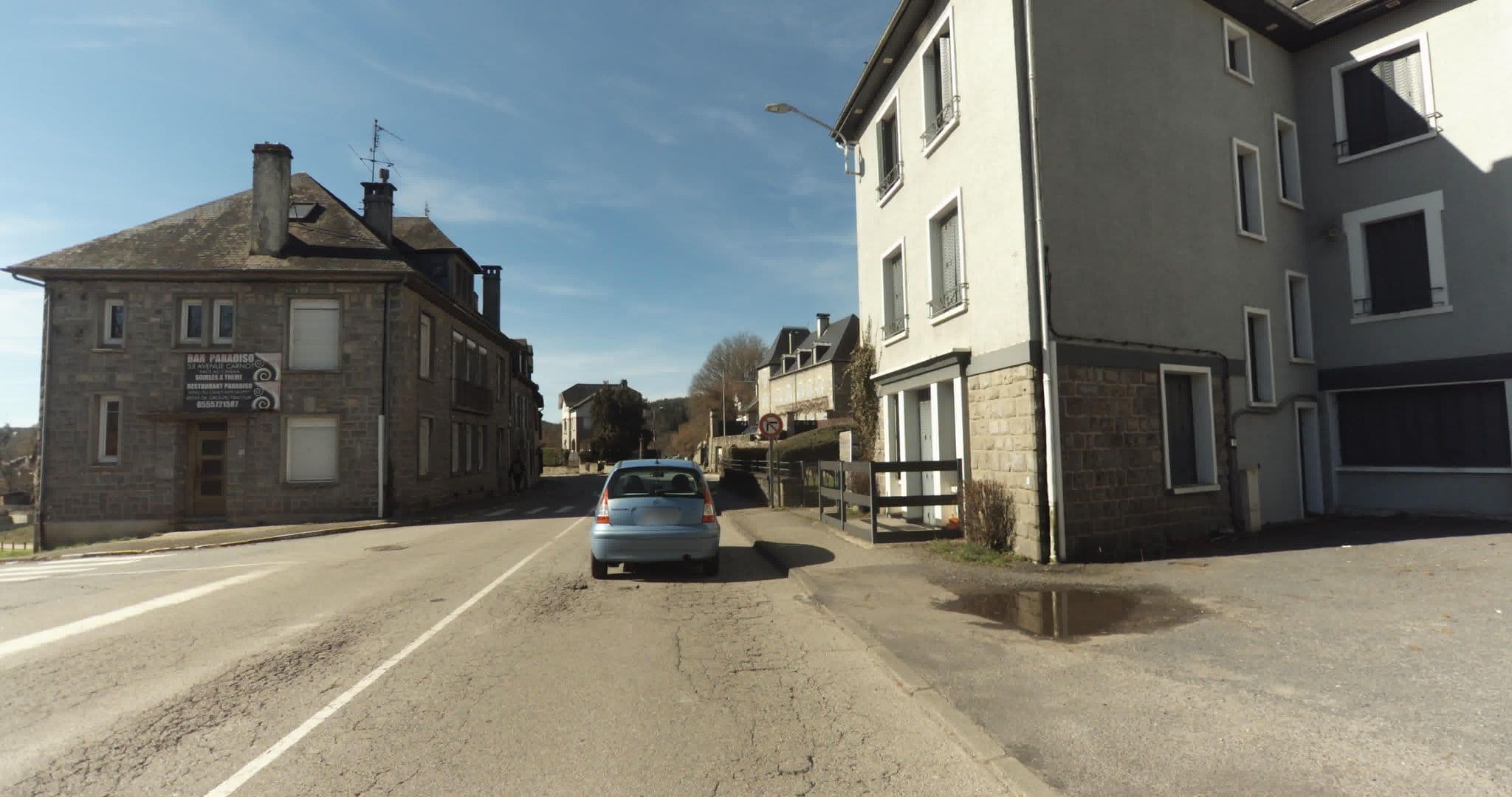 Street view near Hôtel Teillard, Ussel — © sogefi (CC BY-SA · Mapillary)